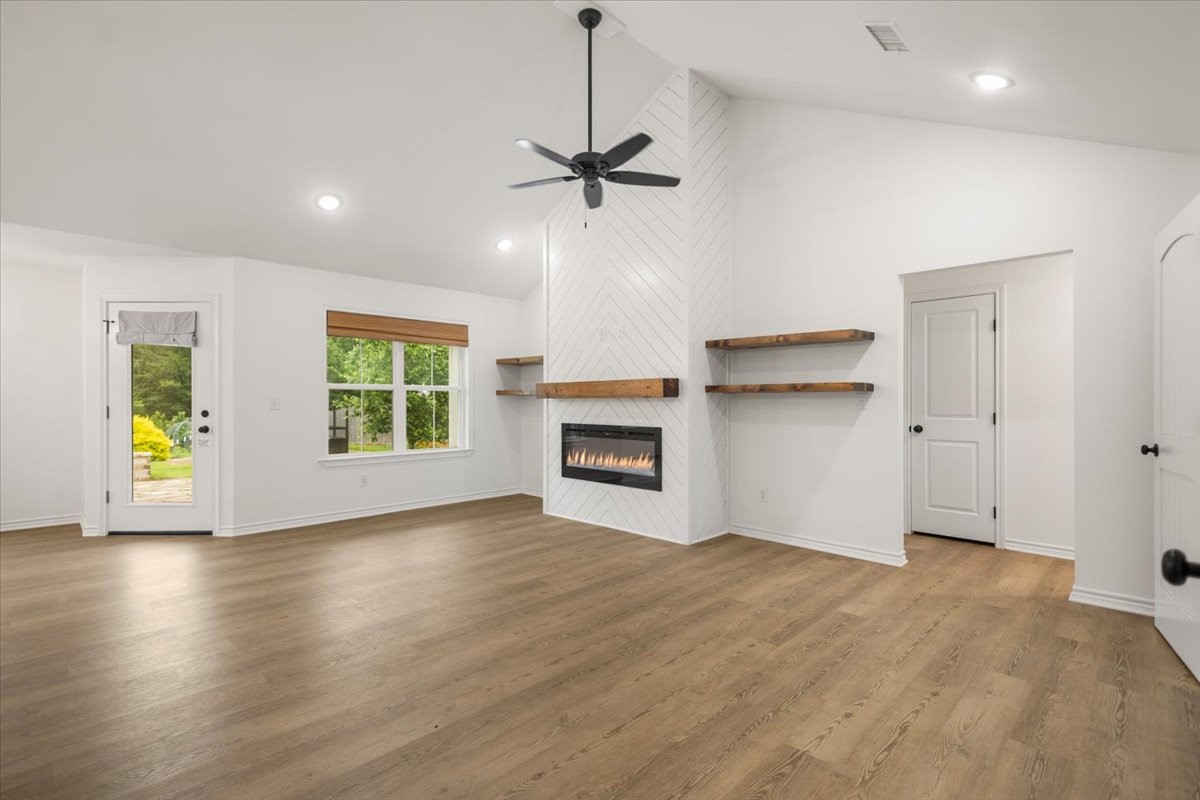 111 Lainey Lane