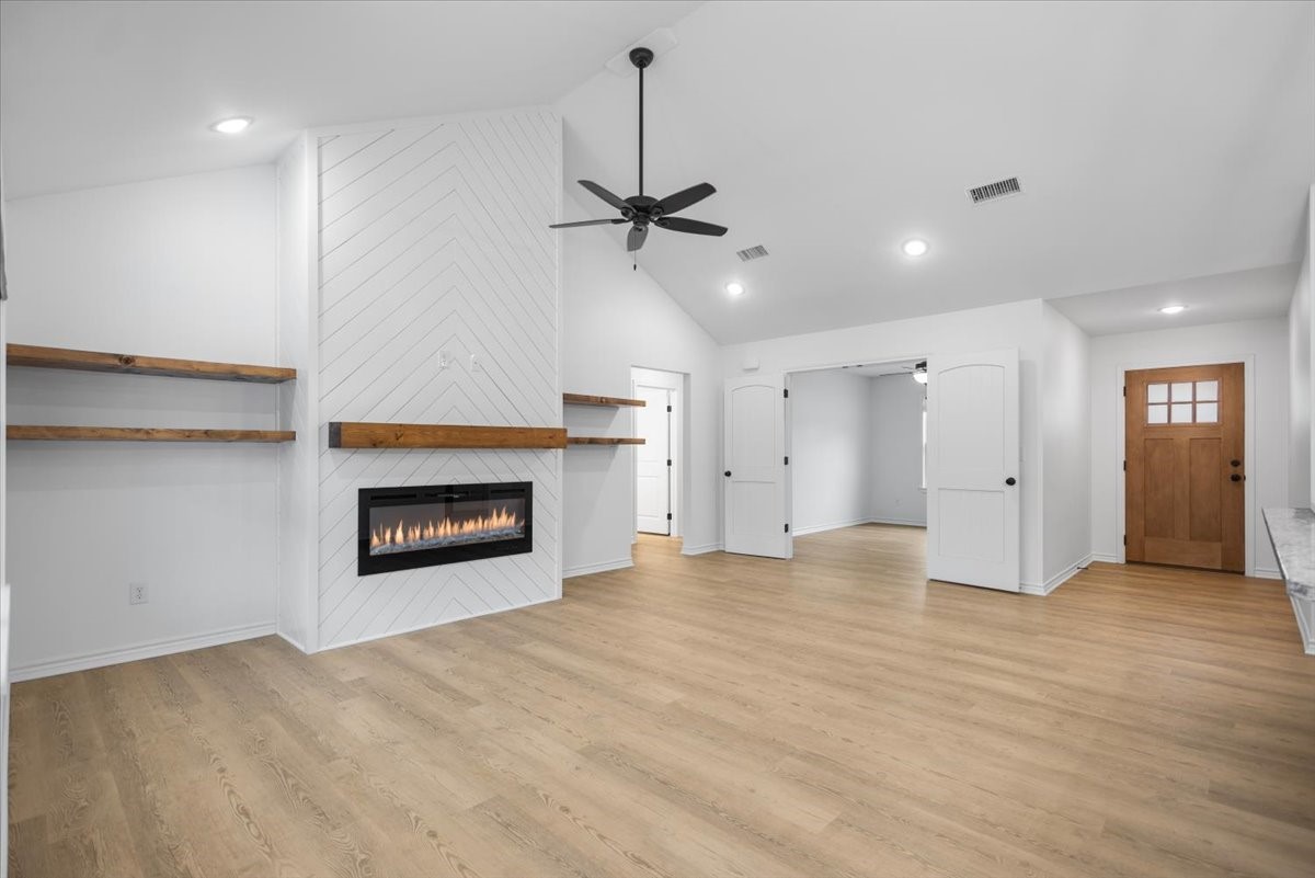 111 Lainey Lane