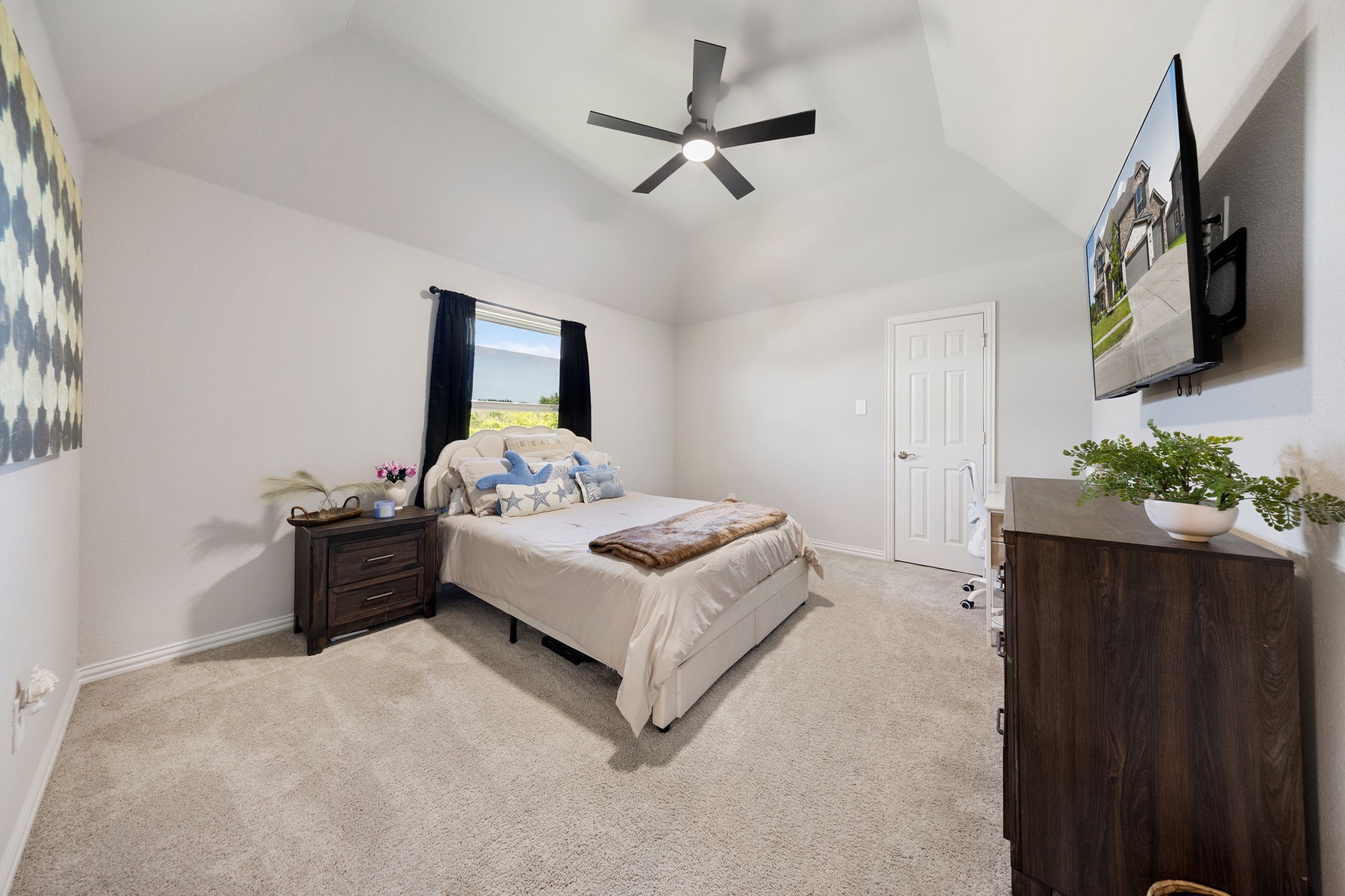 949 Gold Finch Lane