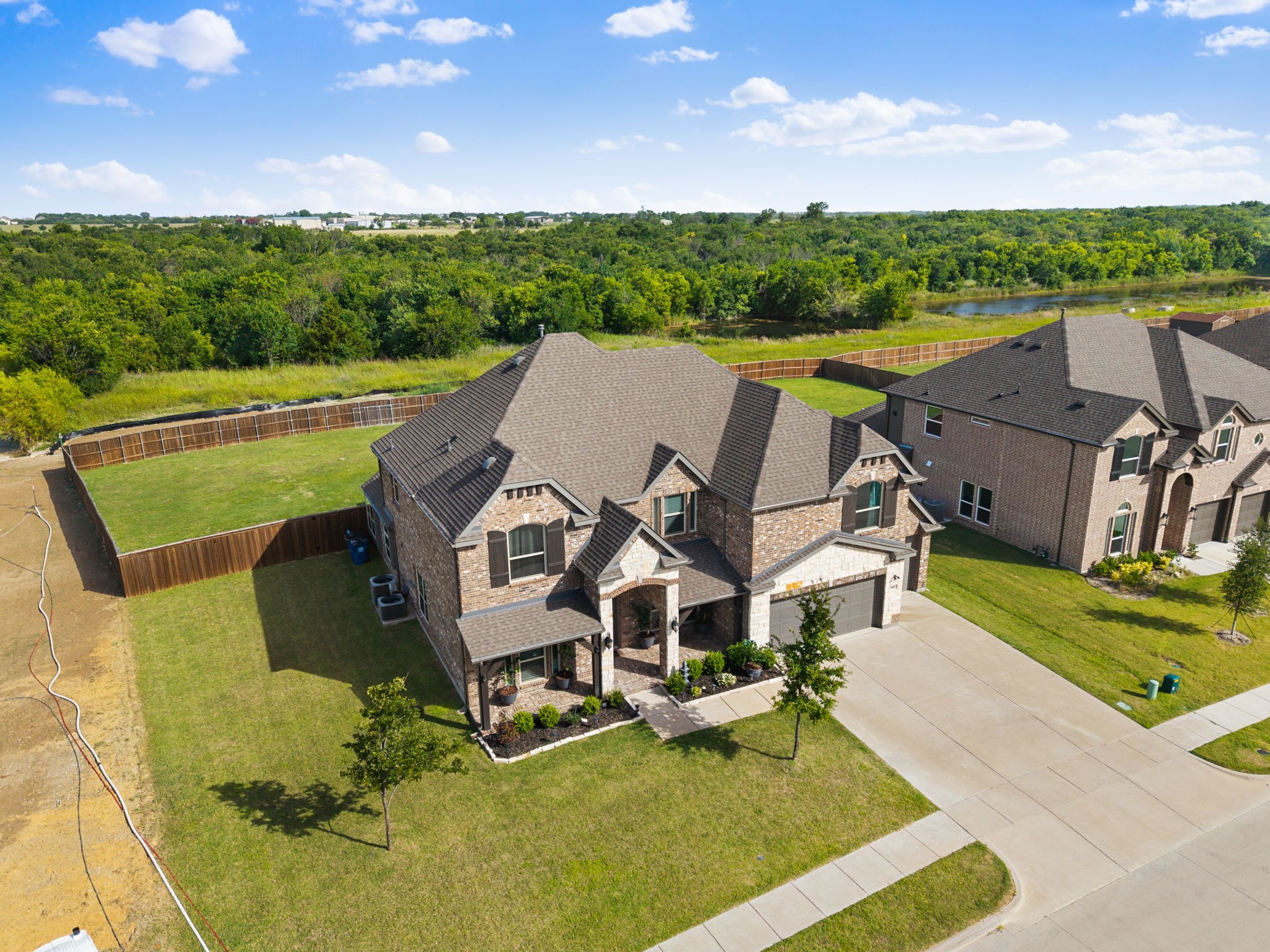 949 Gold Finch Lane