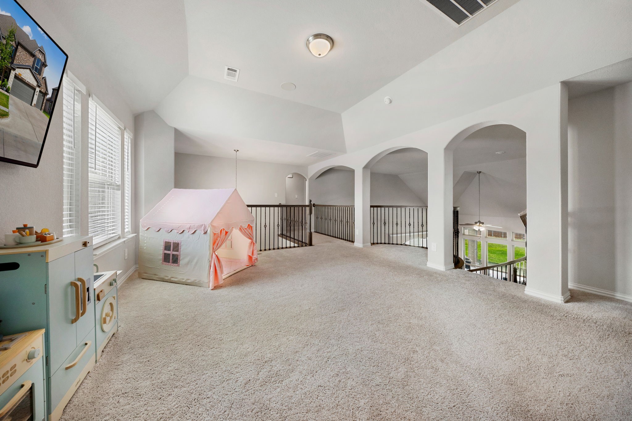 949 Gold Finch Lane