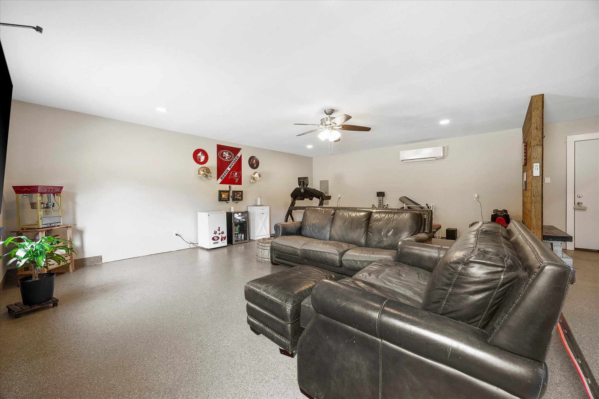 5848 County Road 283