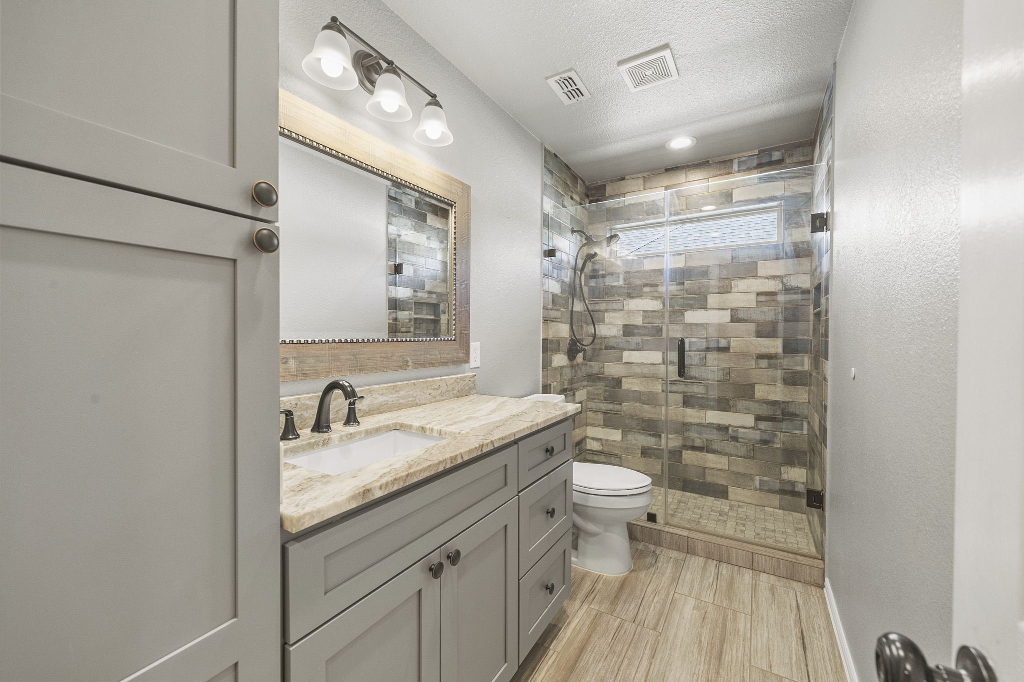 3187 Blue Oak Drive