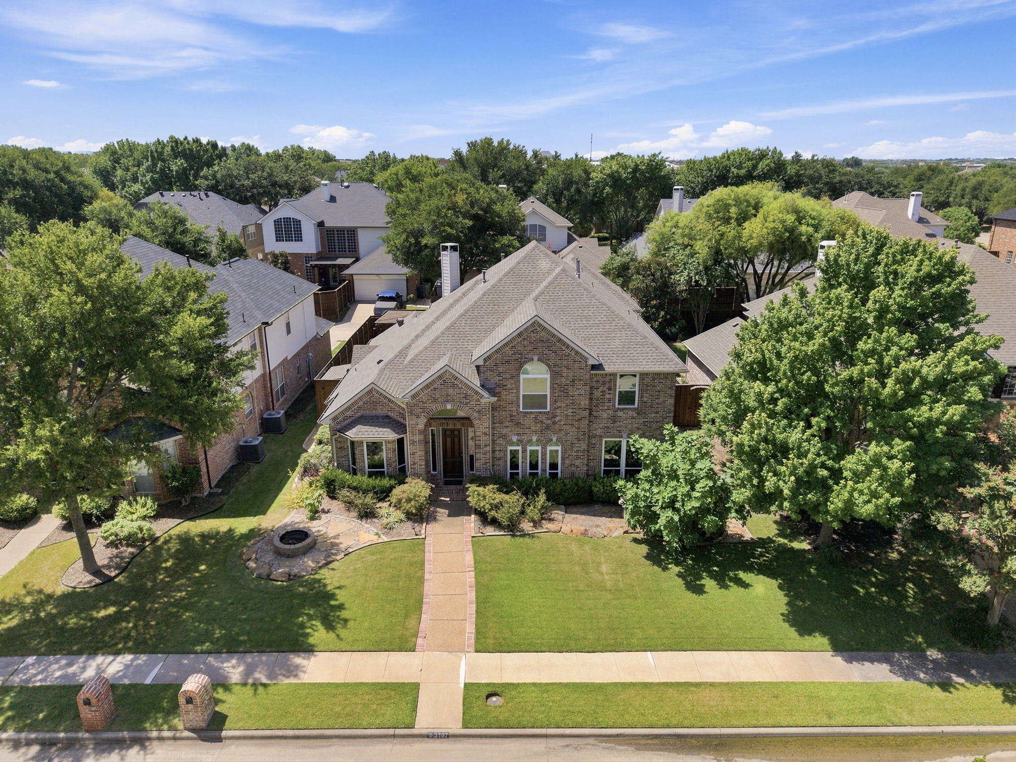 3187 Blue Oak Drive