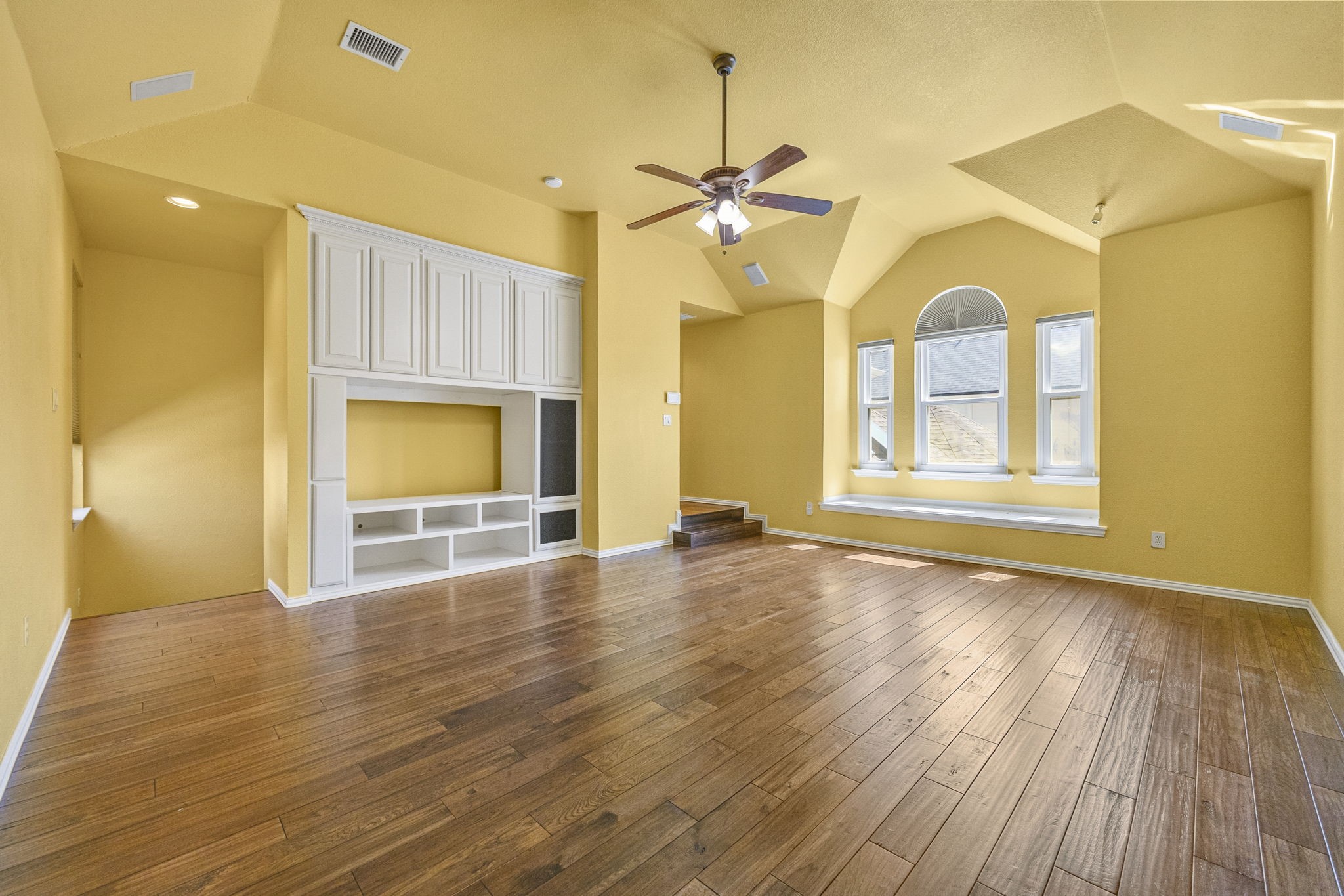 3187 Blue Oak Drive