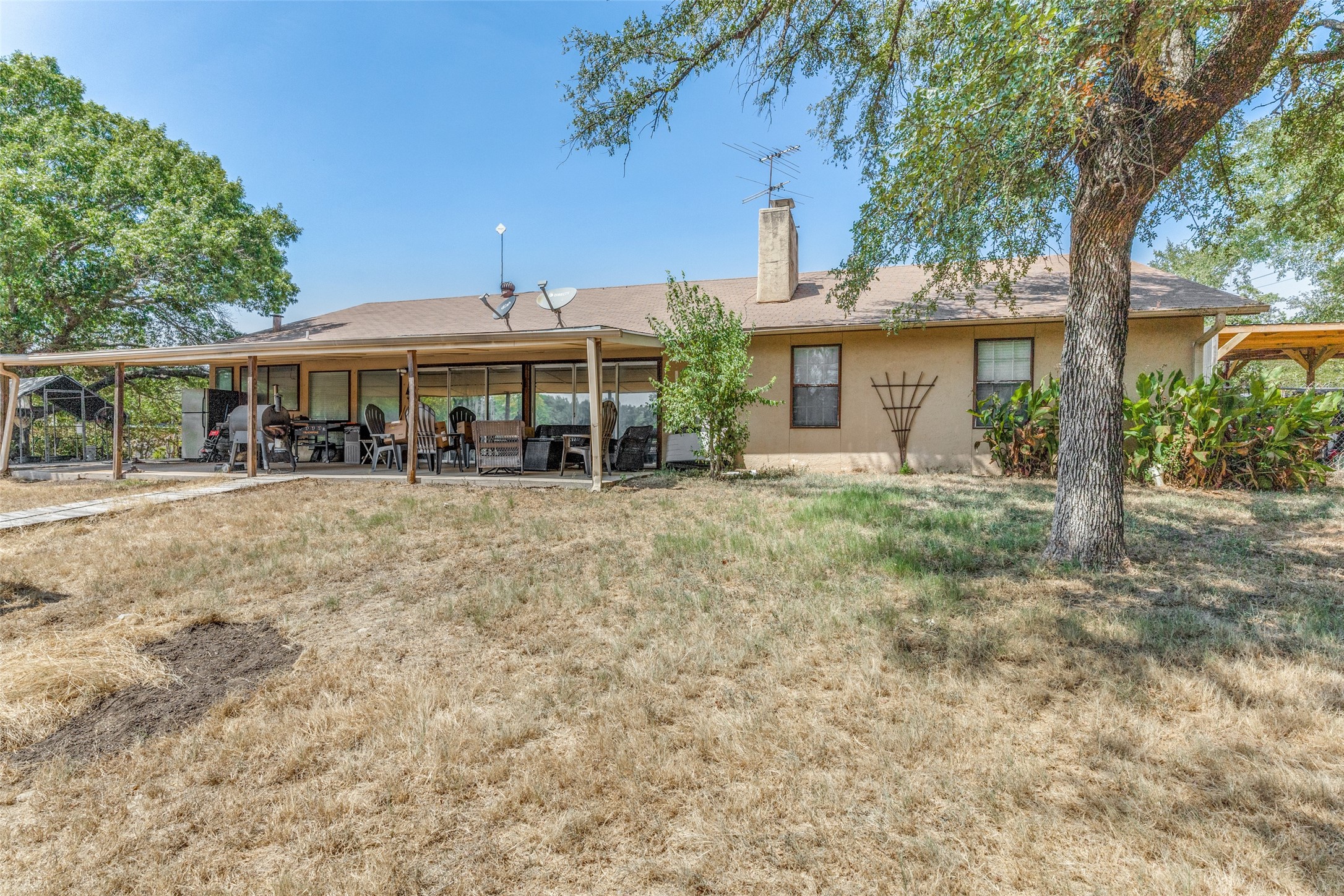885 Kyle Circle
