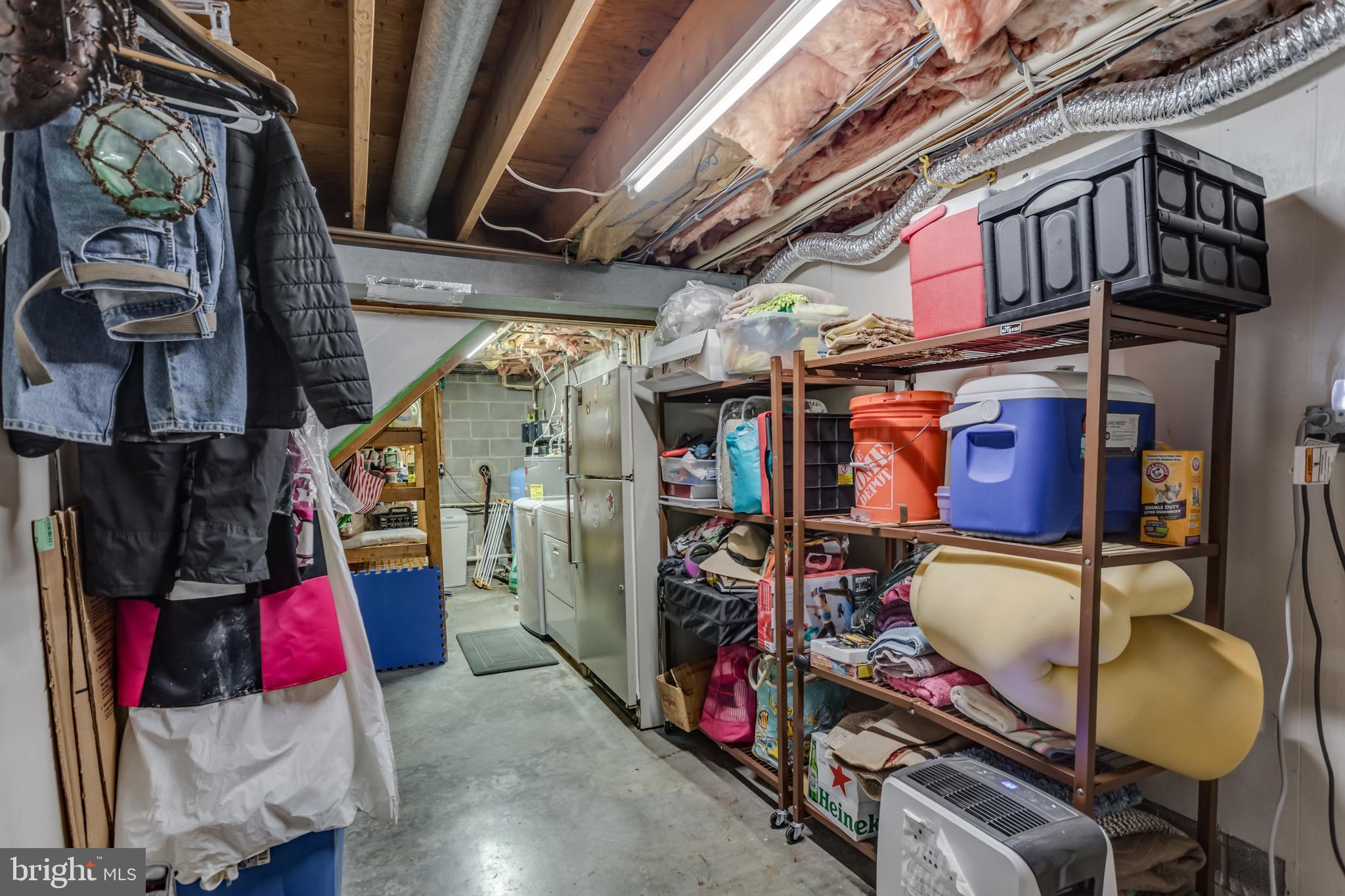 1085 GREENWOOD ROAD