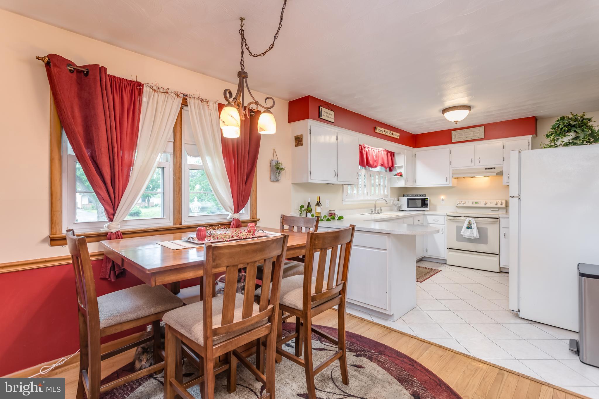 1085 GREENWOOD ROAD