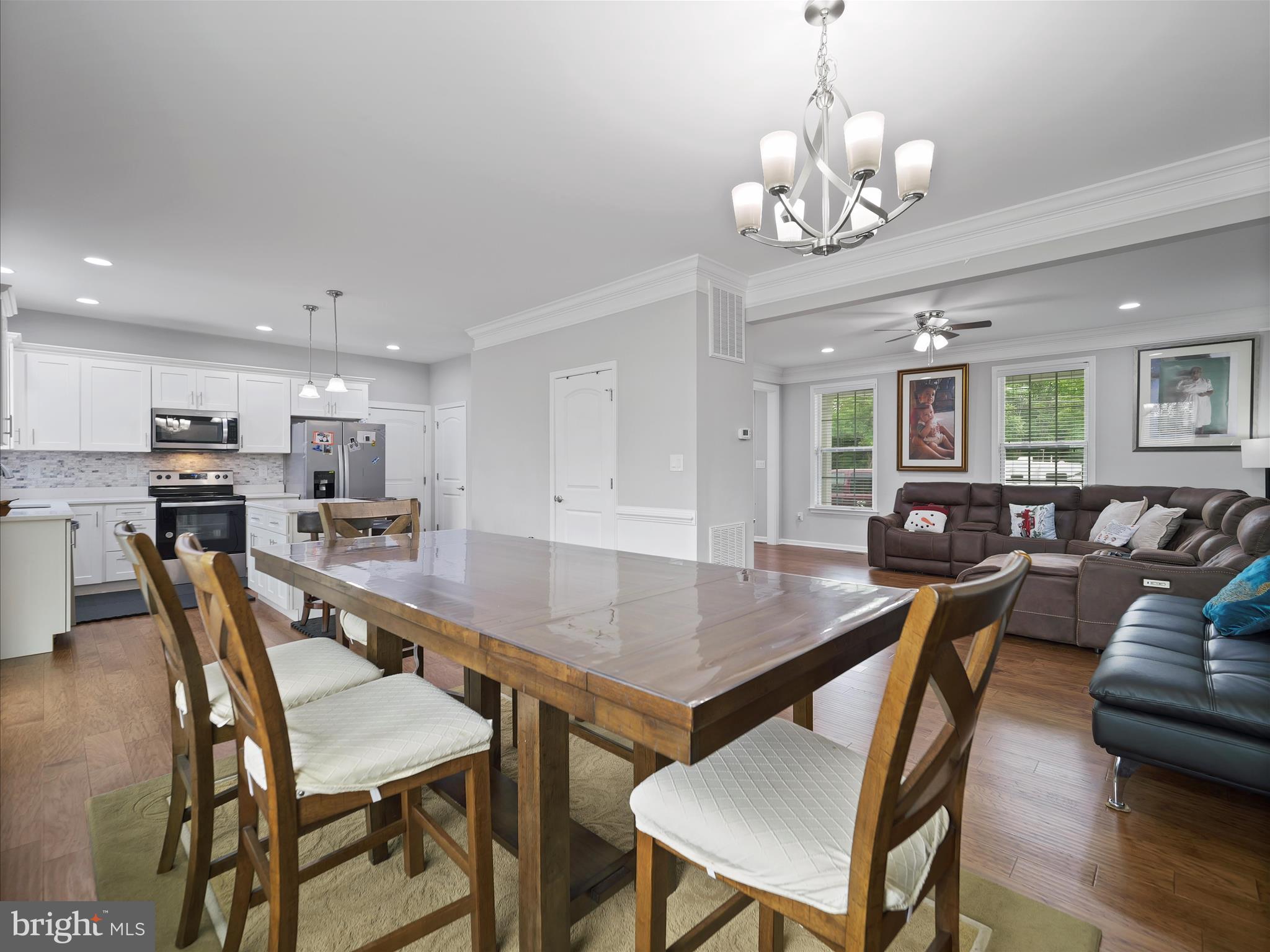 148 van Clevesville Rd
