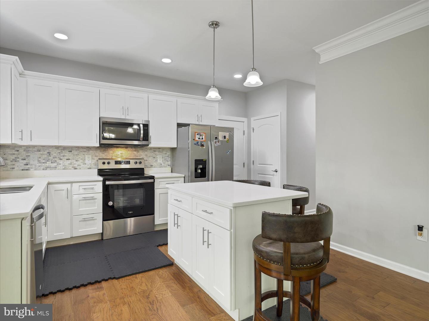 148 van Clevesville Rd