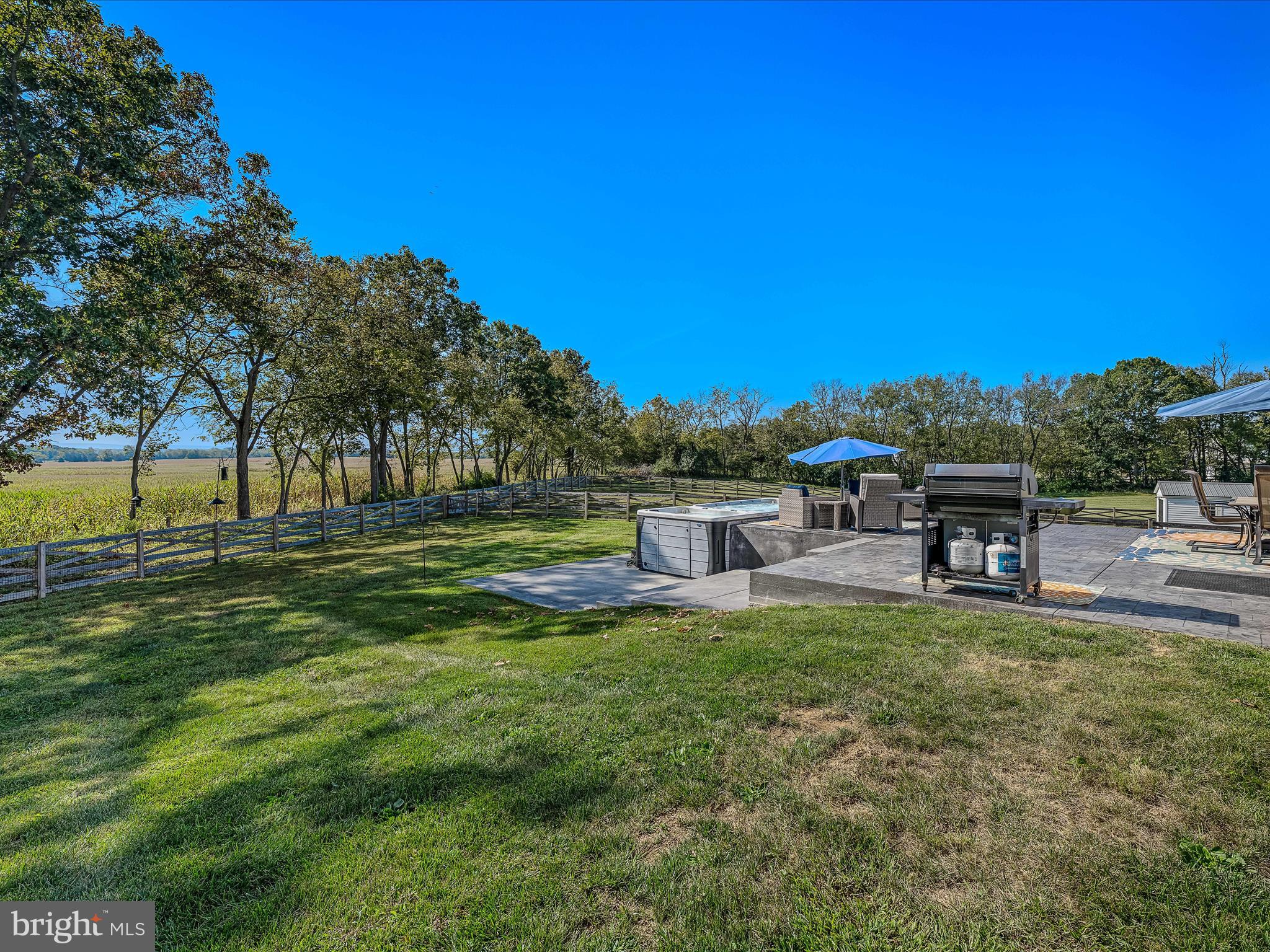 84 TRIPLE CROWN COURT