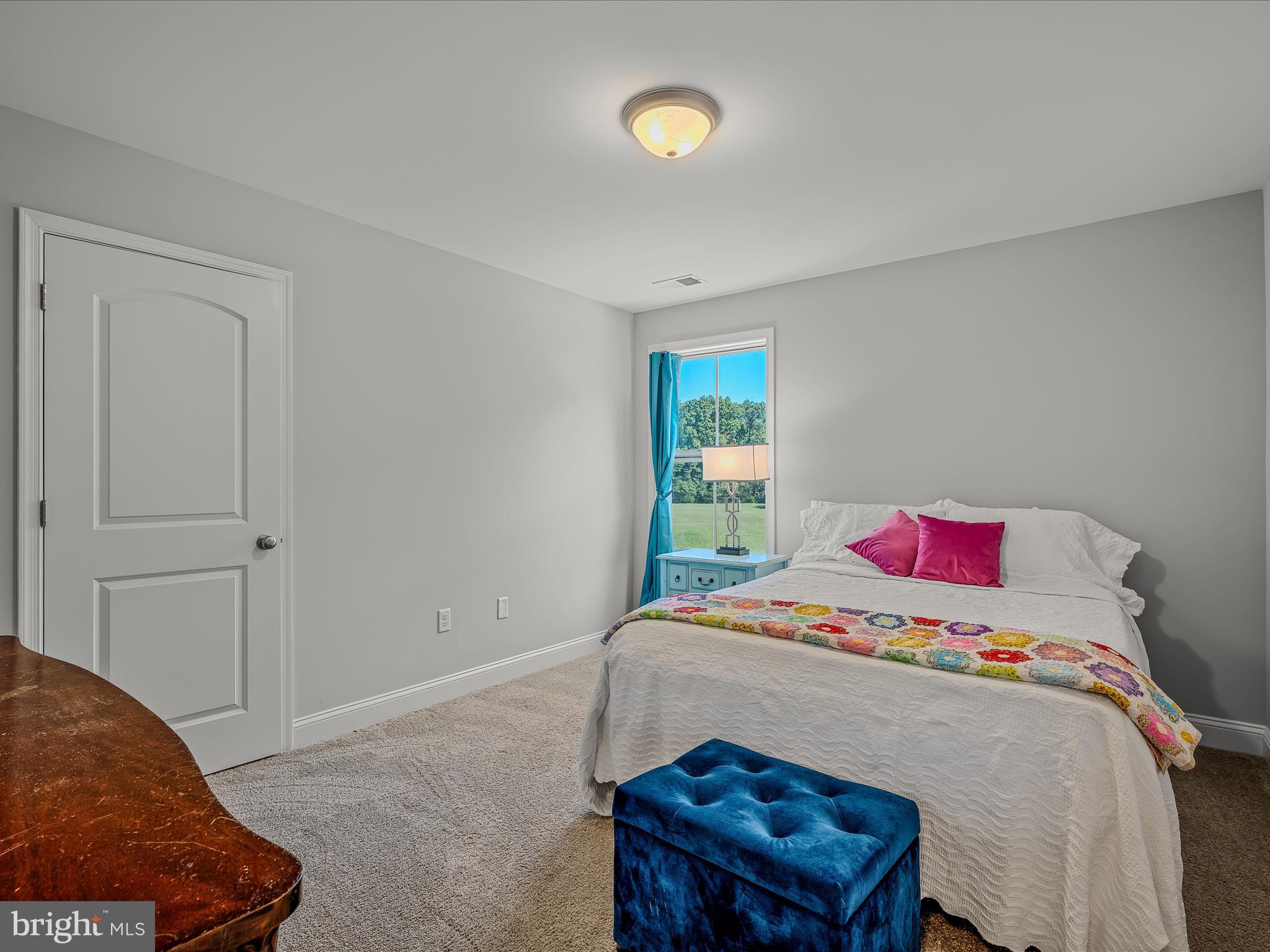 84 TRIPLE CROWN COURT