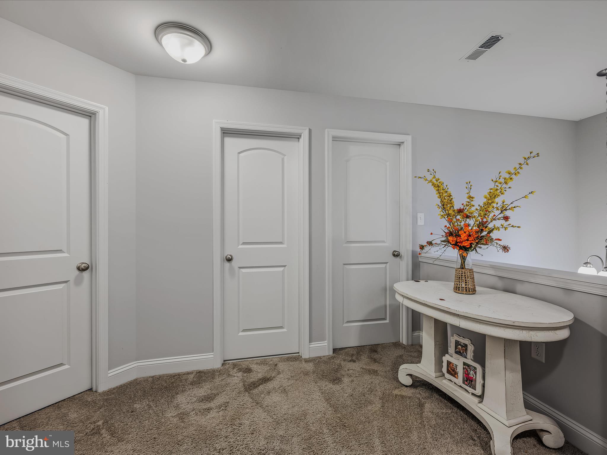 84 TRIPLE CROWN COURT