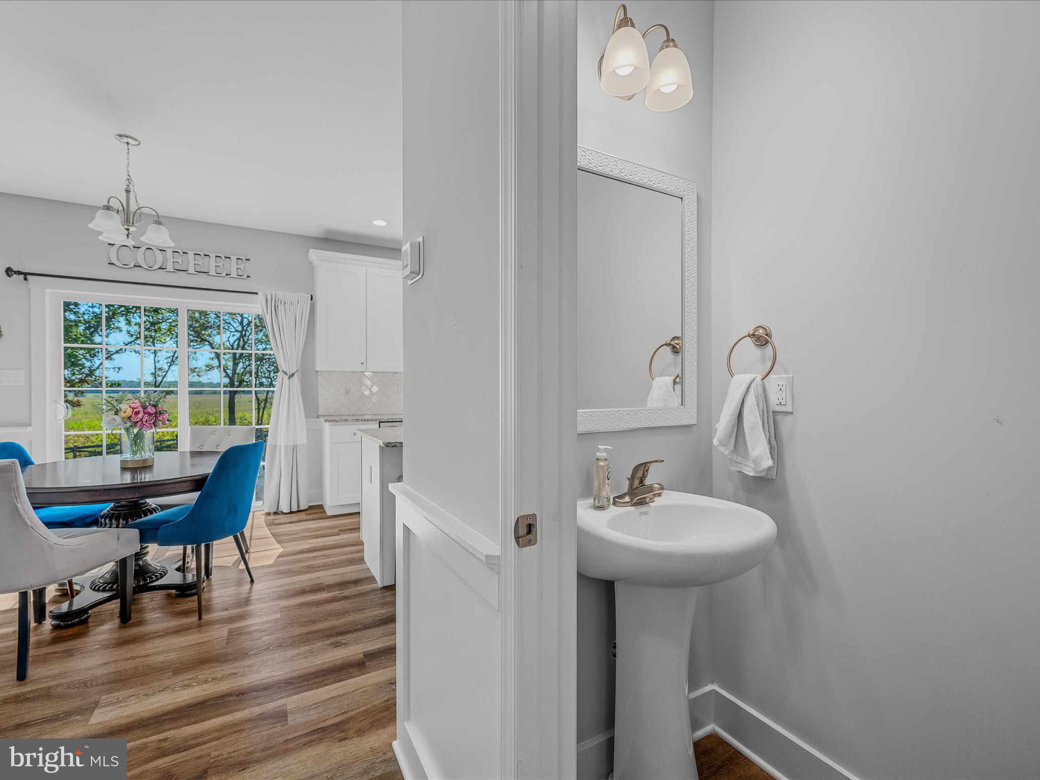 84 TRIPLE CROWN COURT