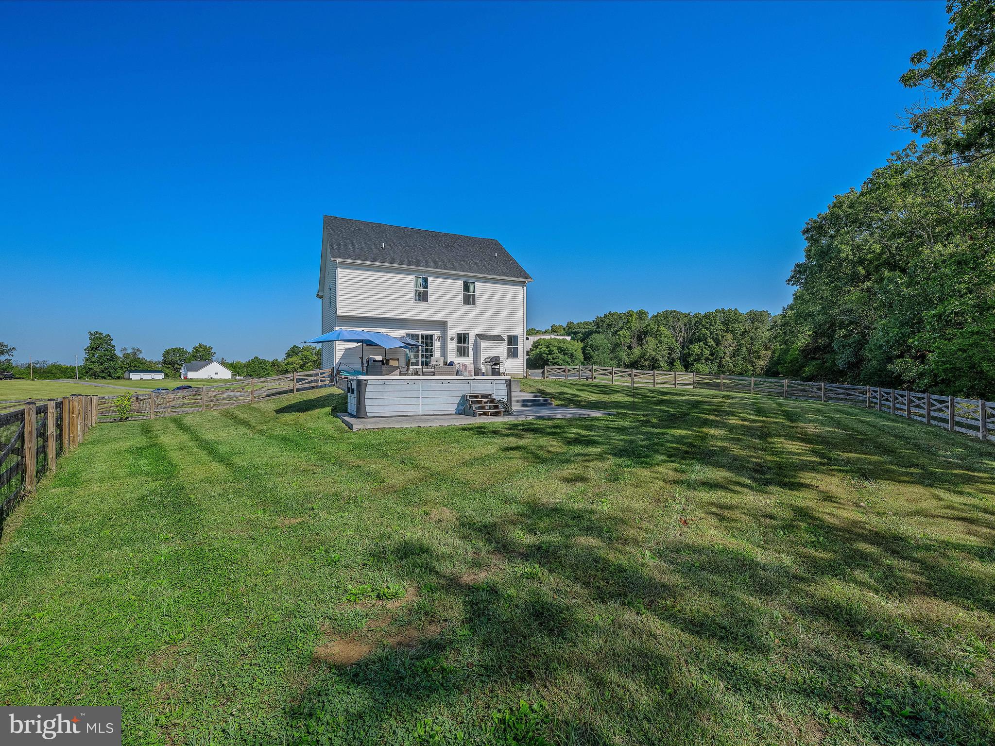 84 TRIPLE CROWN COURT