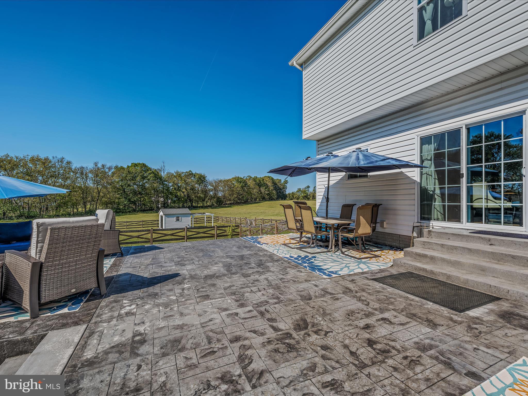 84 TRIPLE CROWN COURT