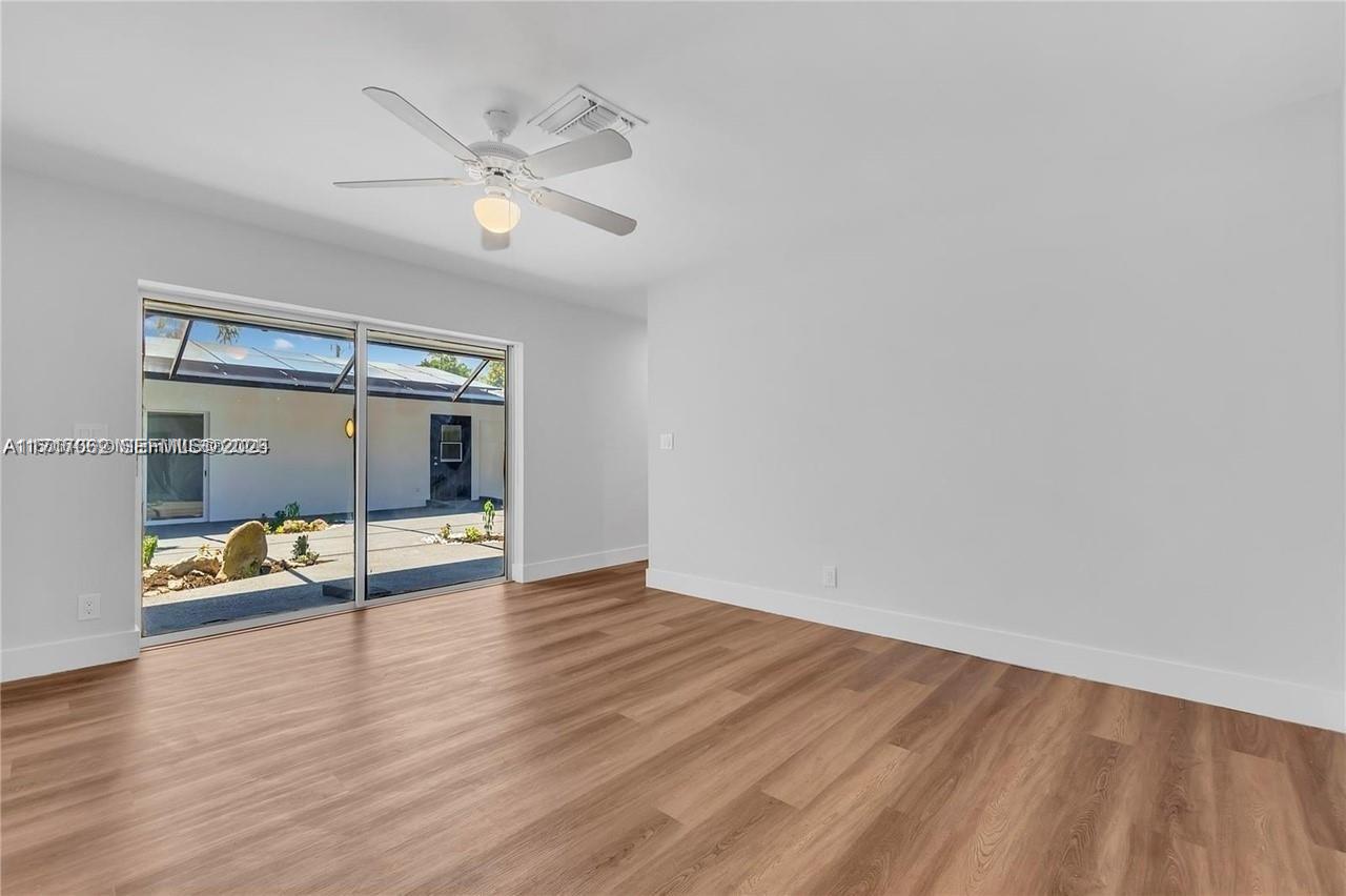 450 NW 15th Street