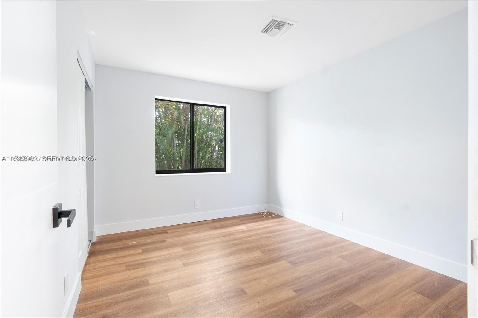450 NW 15th Street