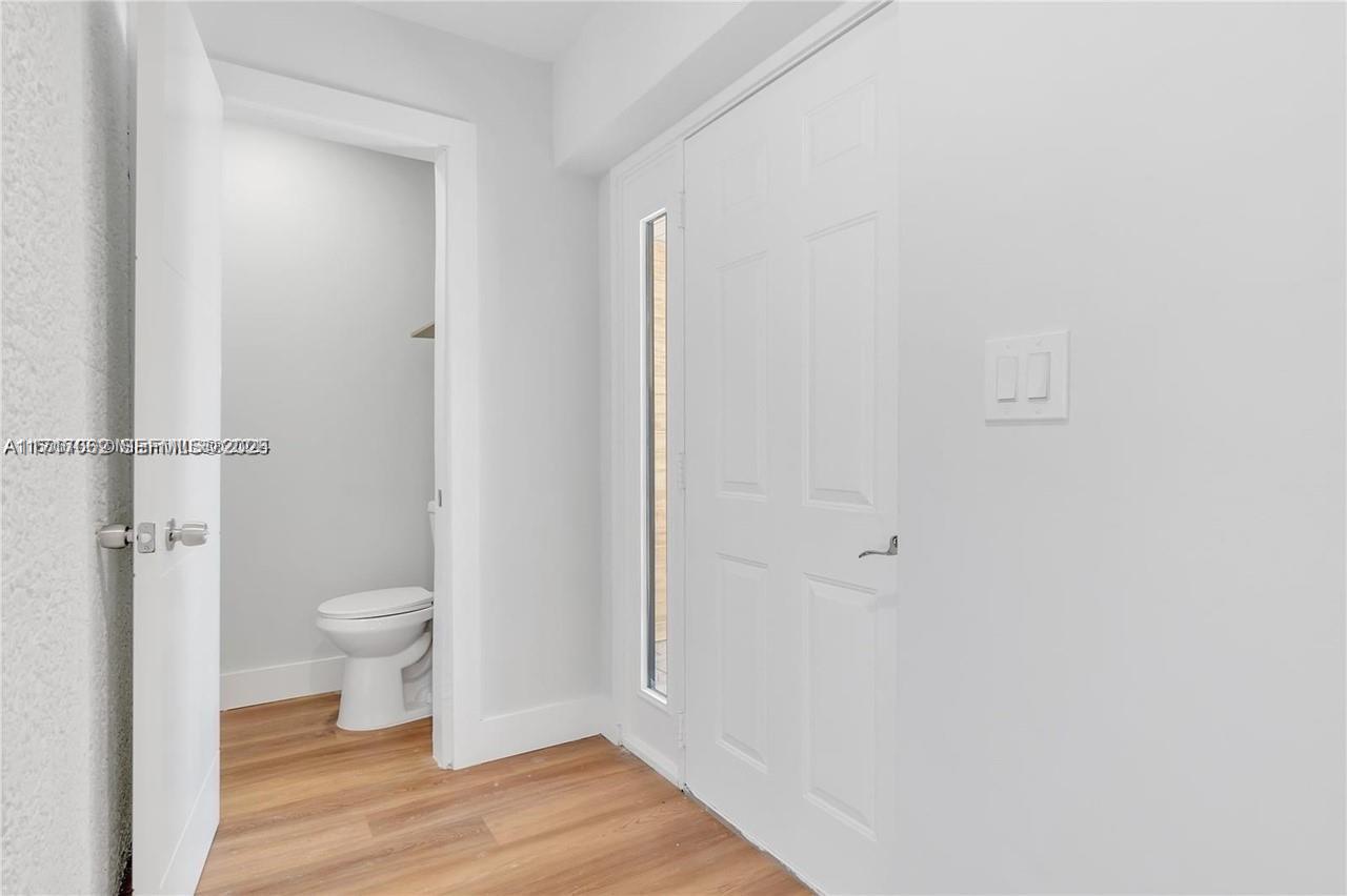 450 NW 15th Street