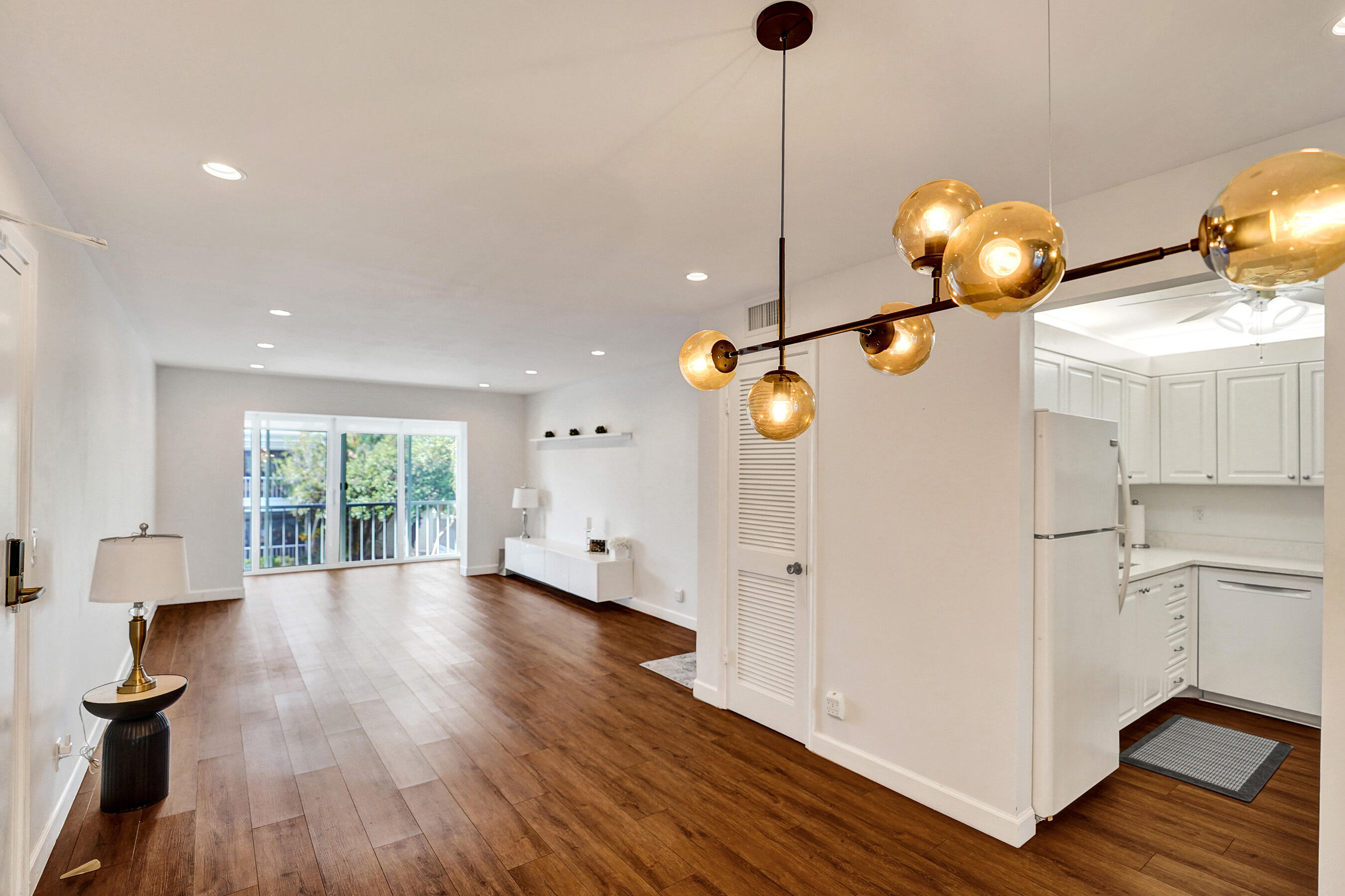 6289 Bay Club Drive