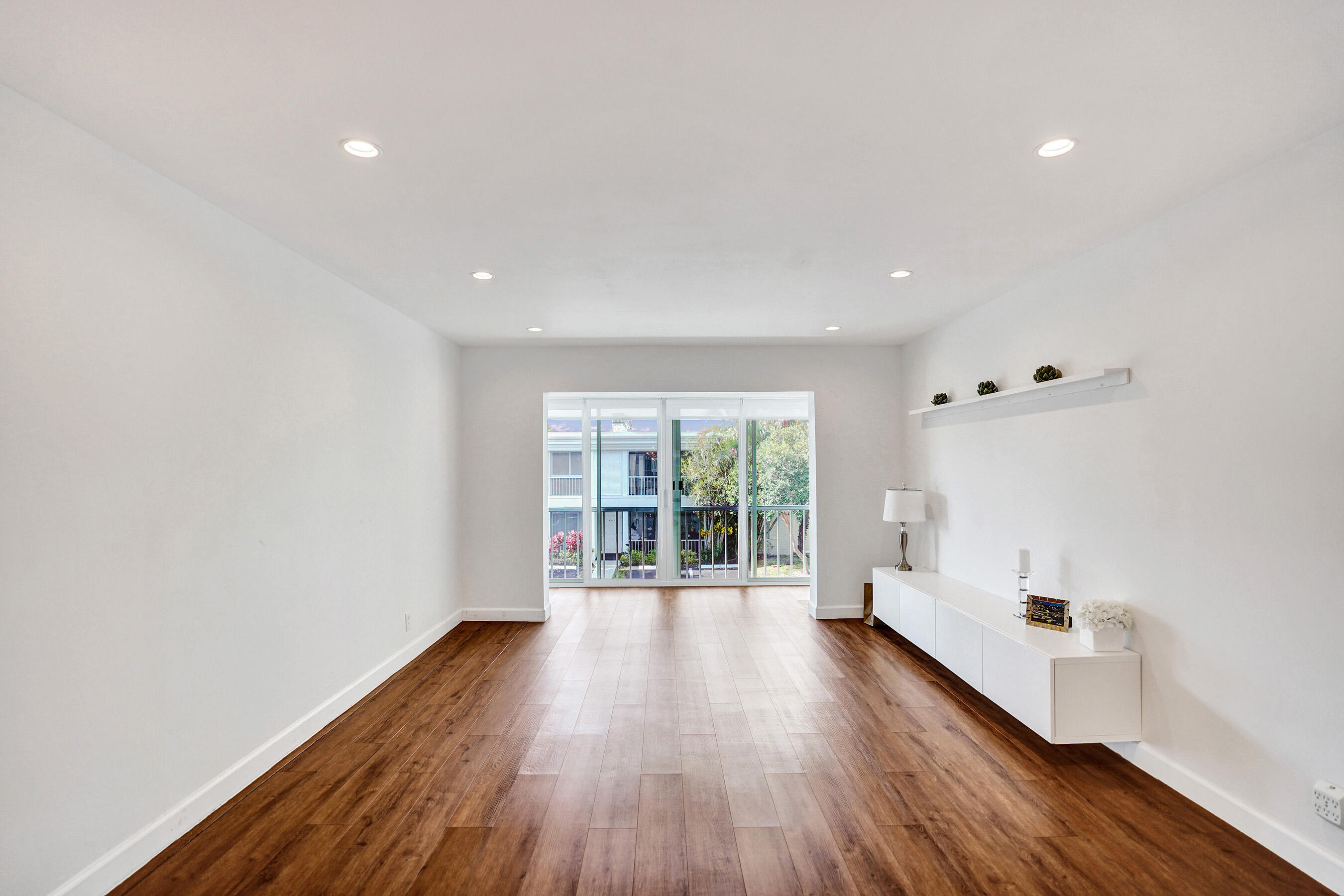 6289 Bay Club Drive