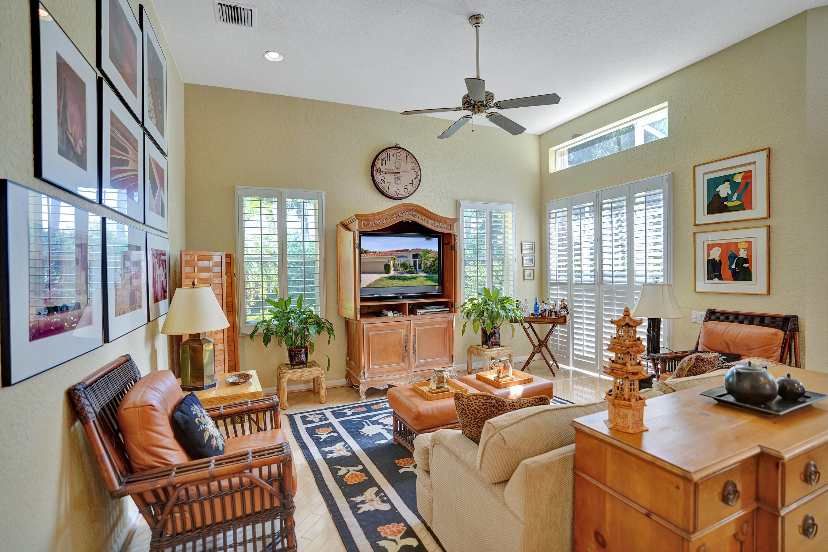 7338 W Falls Rd Road W