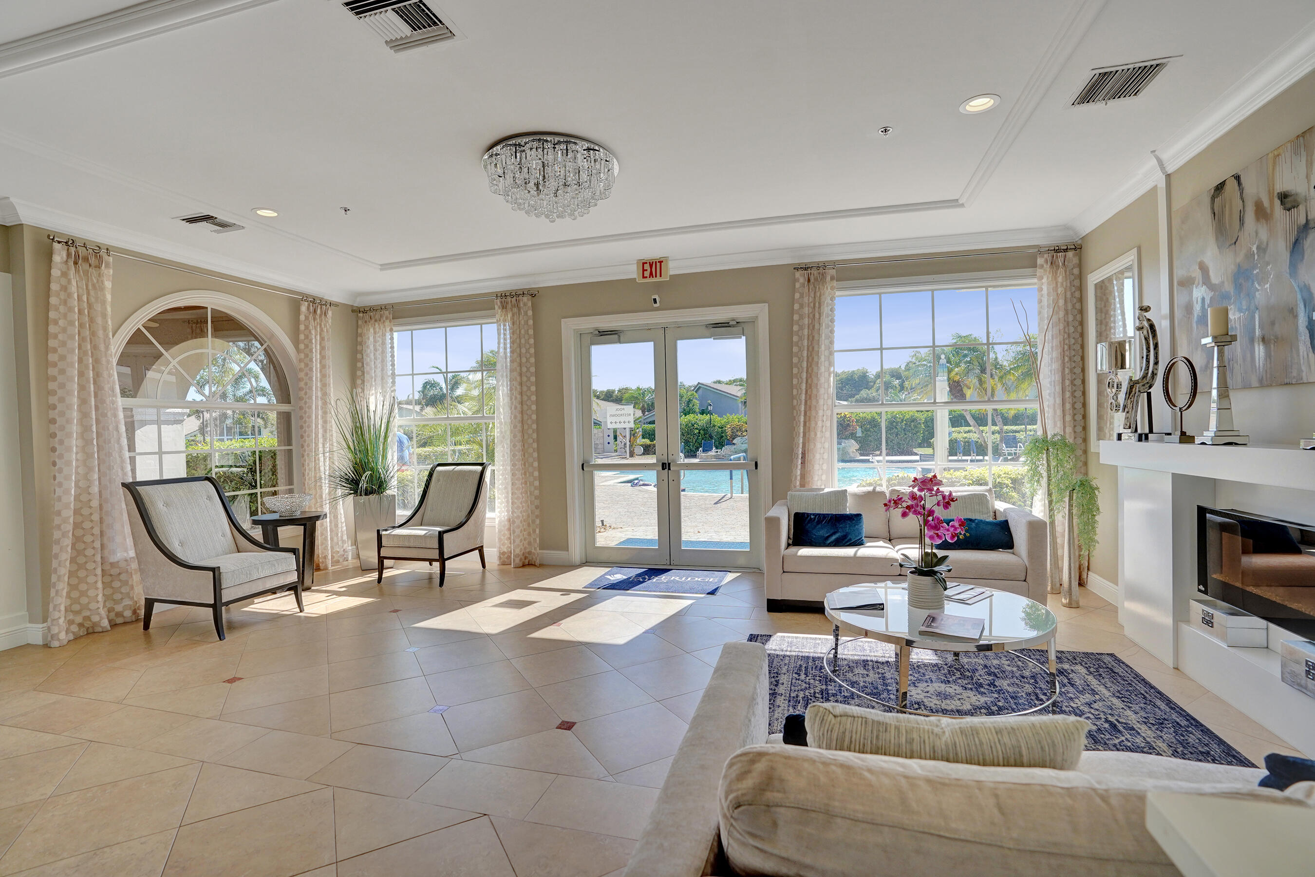 7338 W Falls Rd Road W