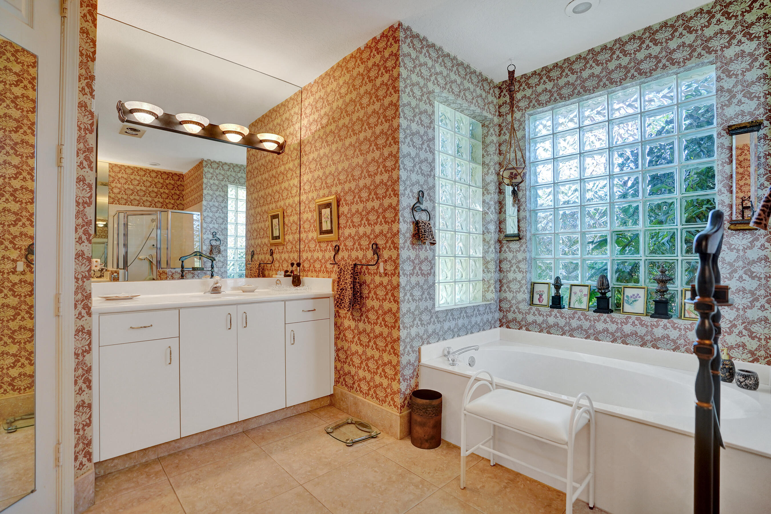 7338 W Falls Rd Road W