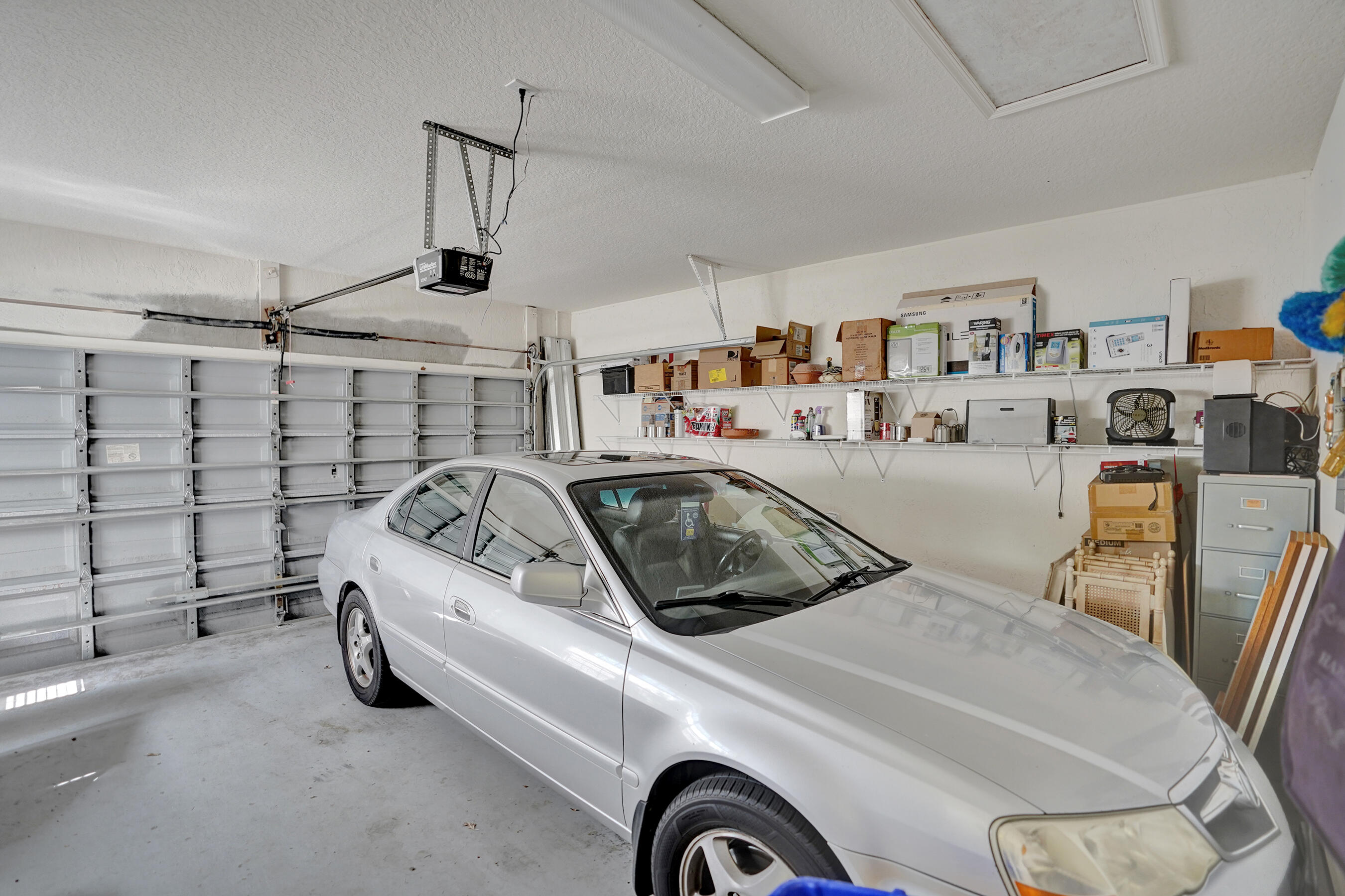 7338 W Falls Rd Road W