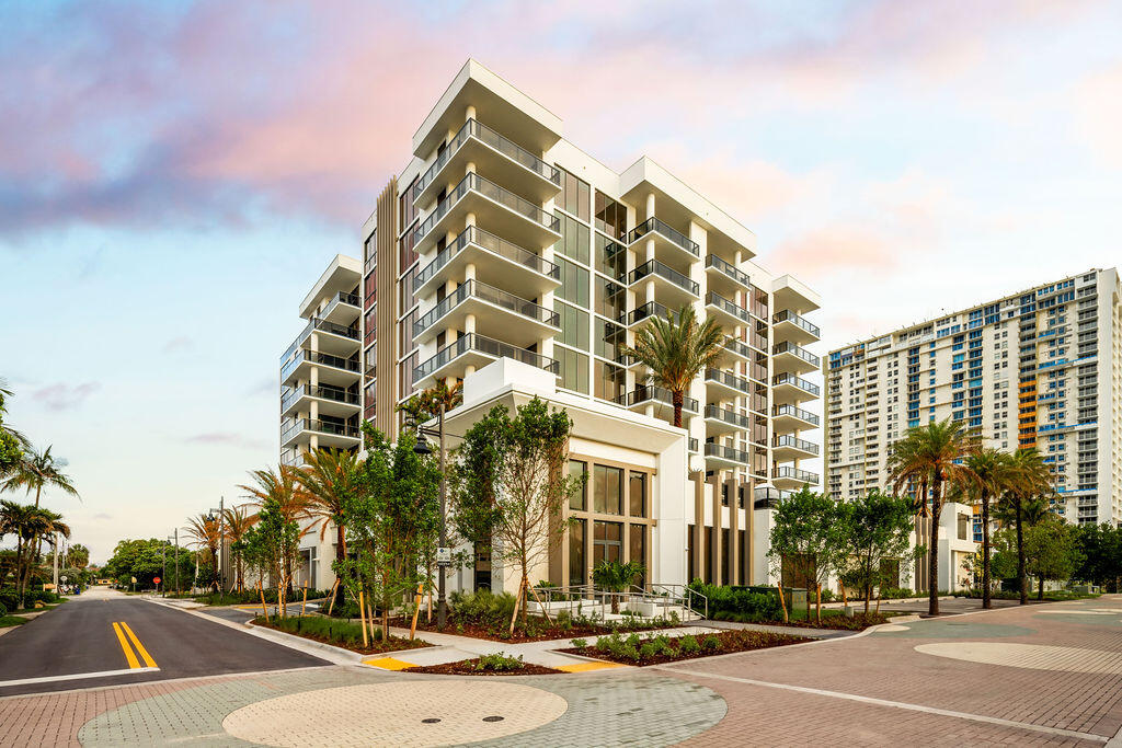 305 Briny Avenue 804