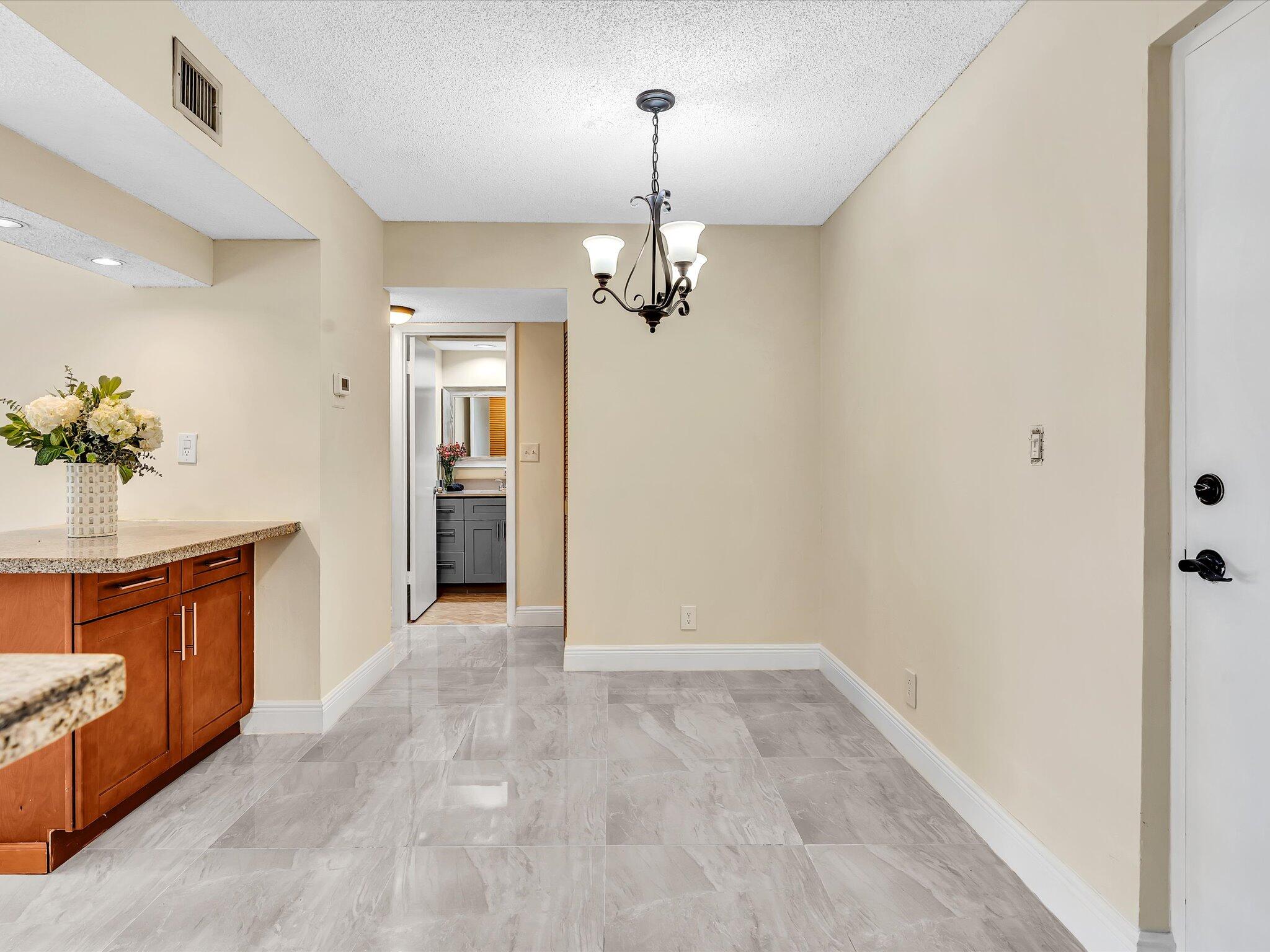 470 NW 20th Street 3020
