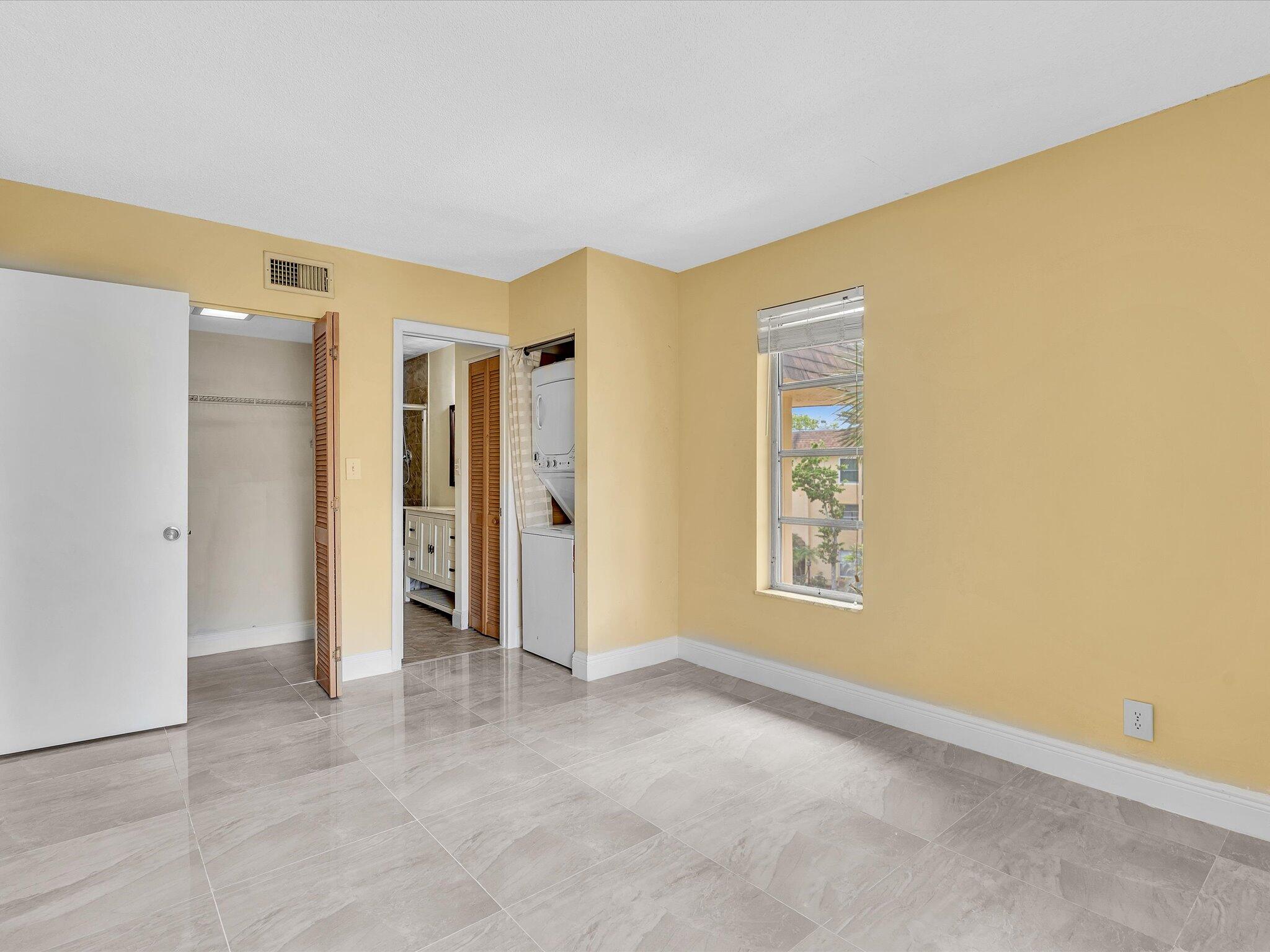 470 NW 20th Street 3020