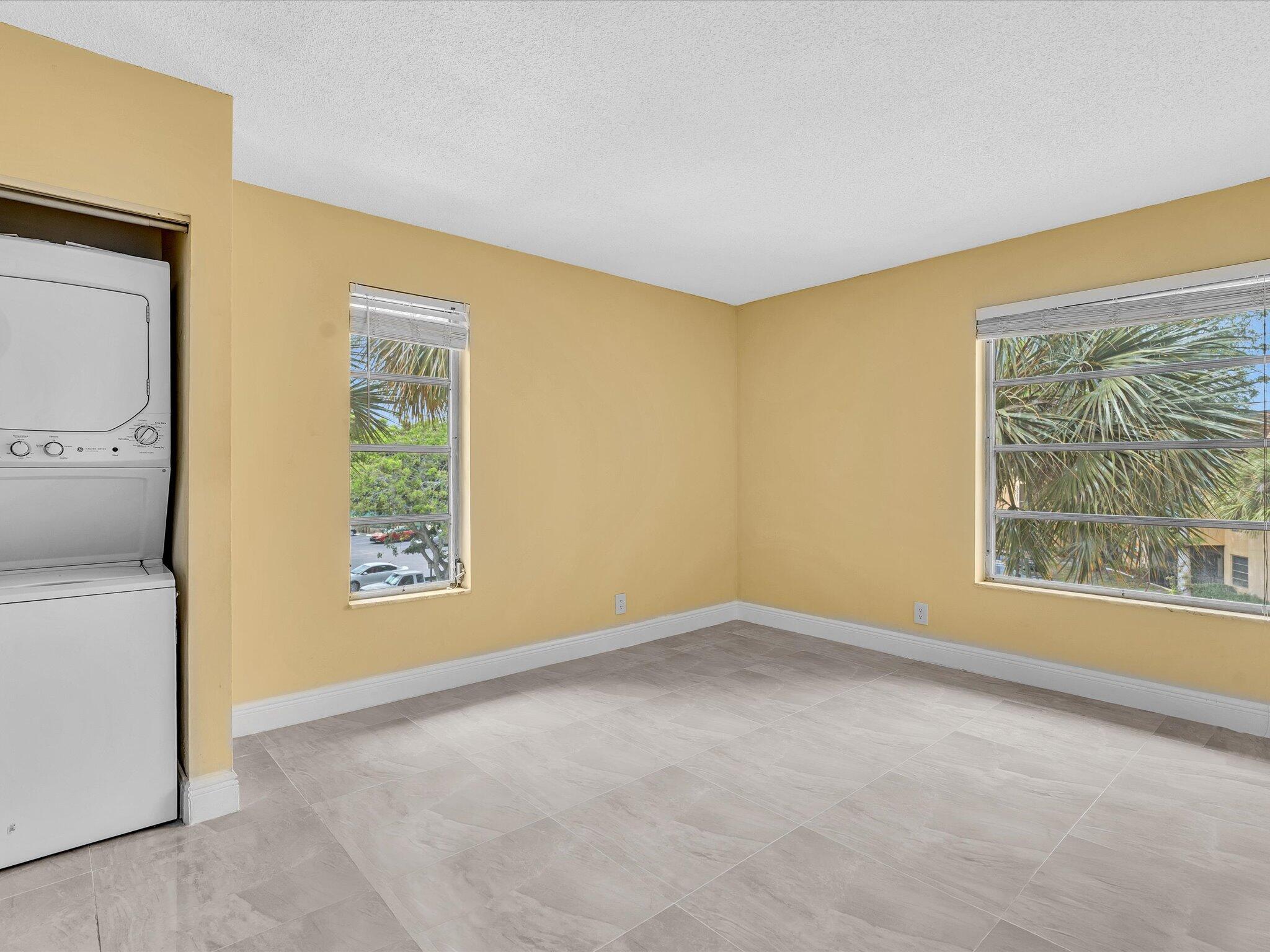 470 NW 20th Street 3020
