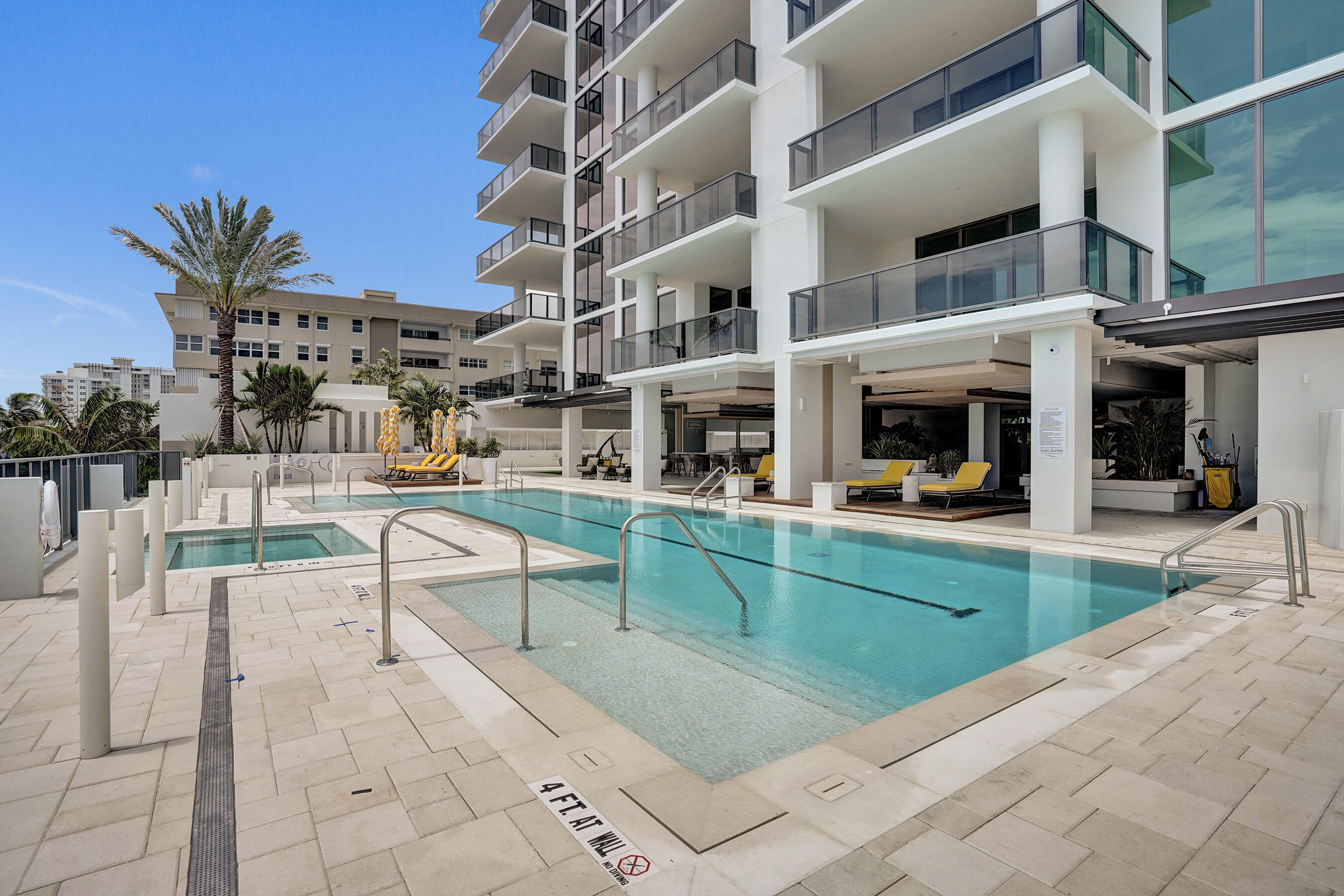 305 Briny Avenue 306
