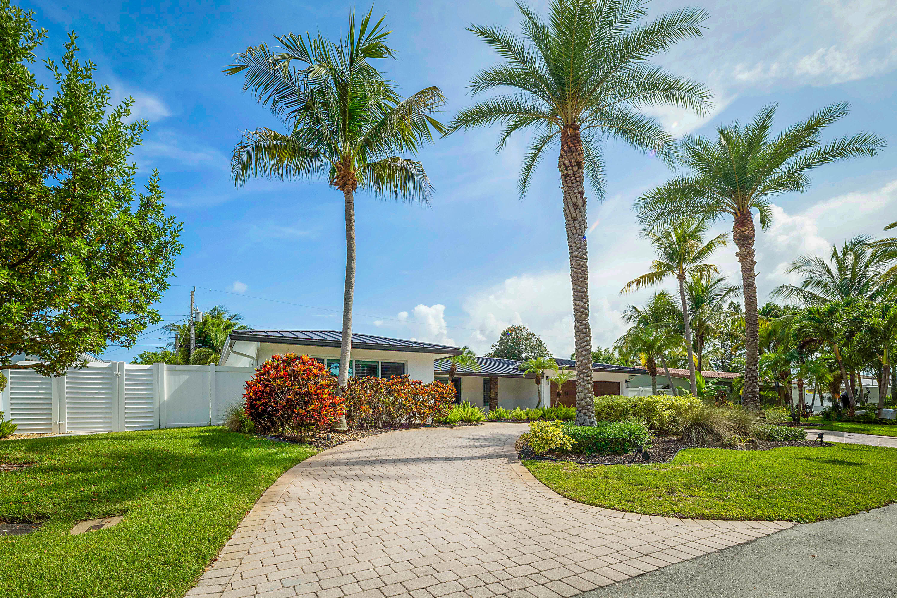 2620 NE 53rd Street