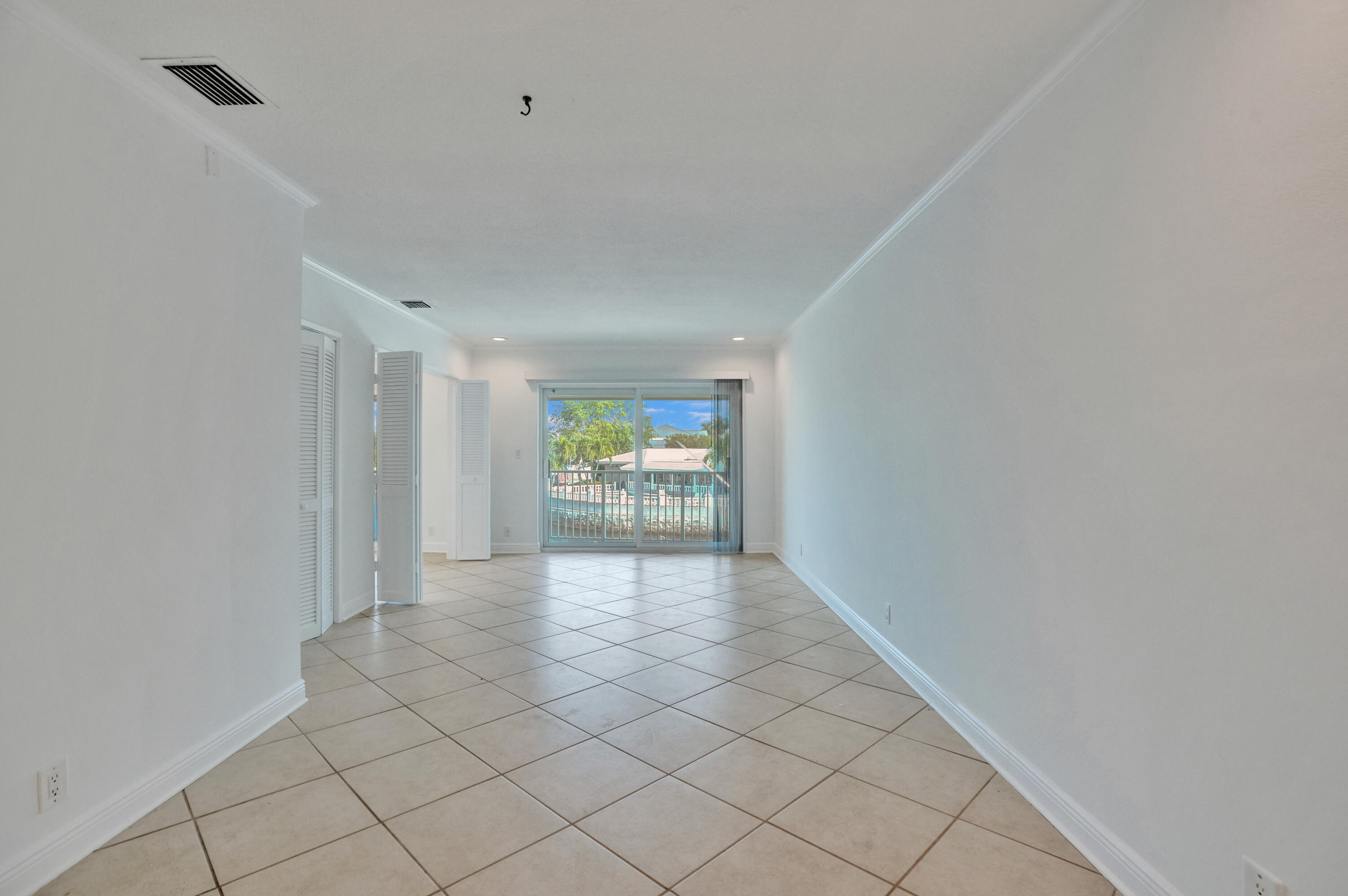 2311 NE 36th Street 2f