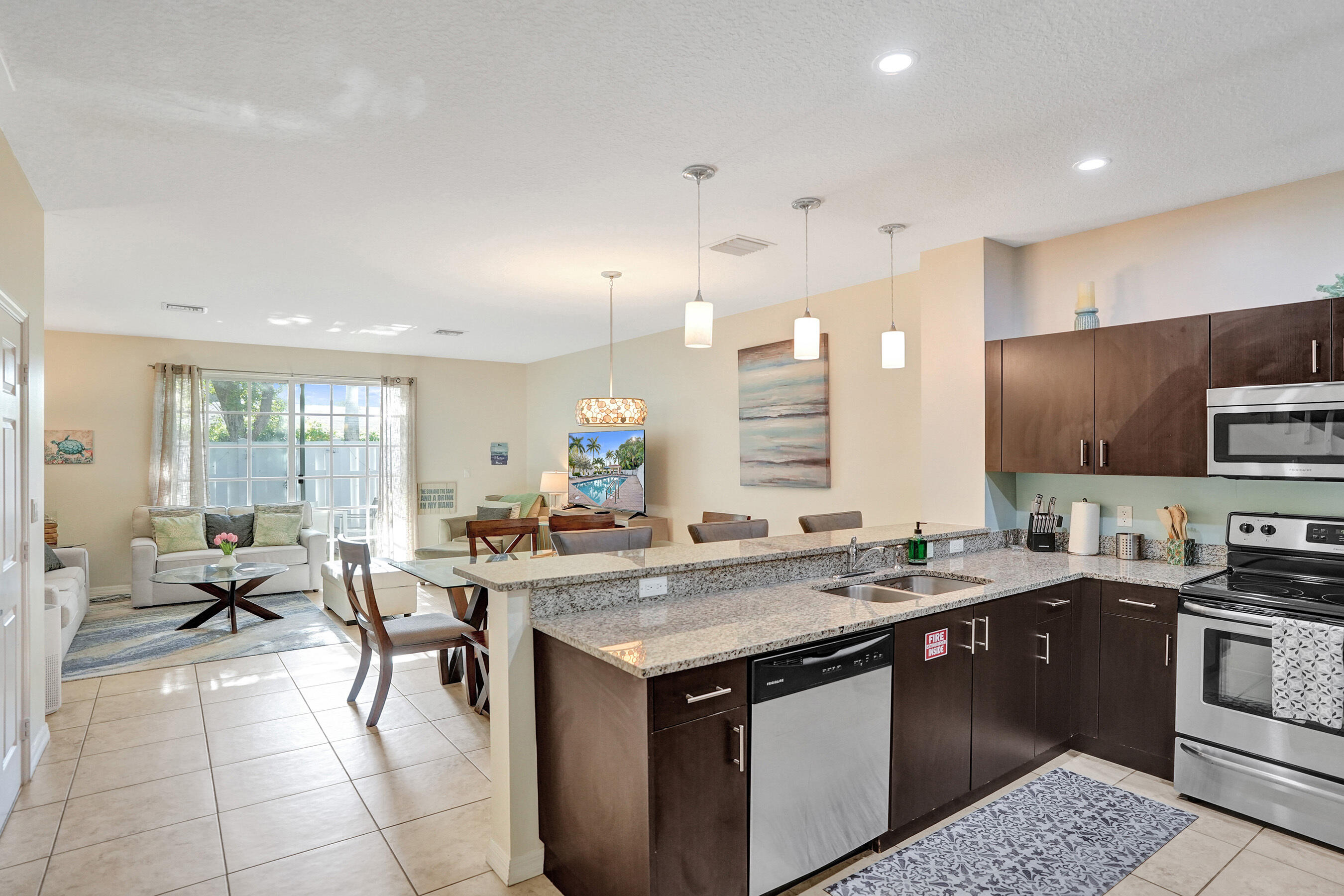 2353 SE 5TH Street 2353