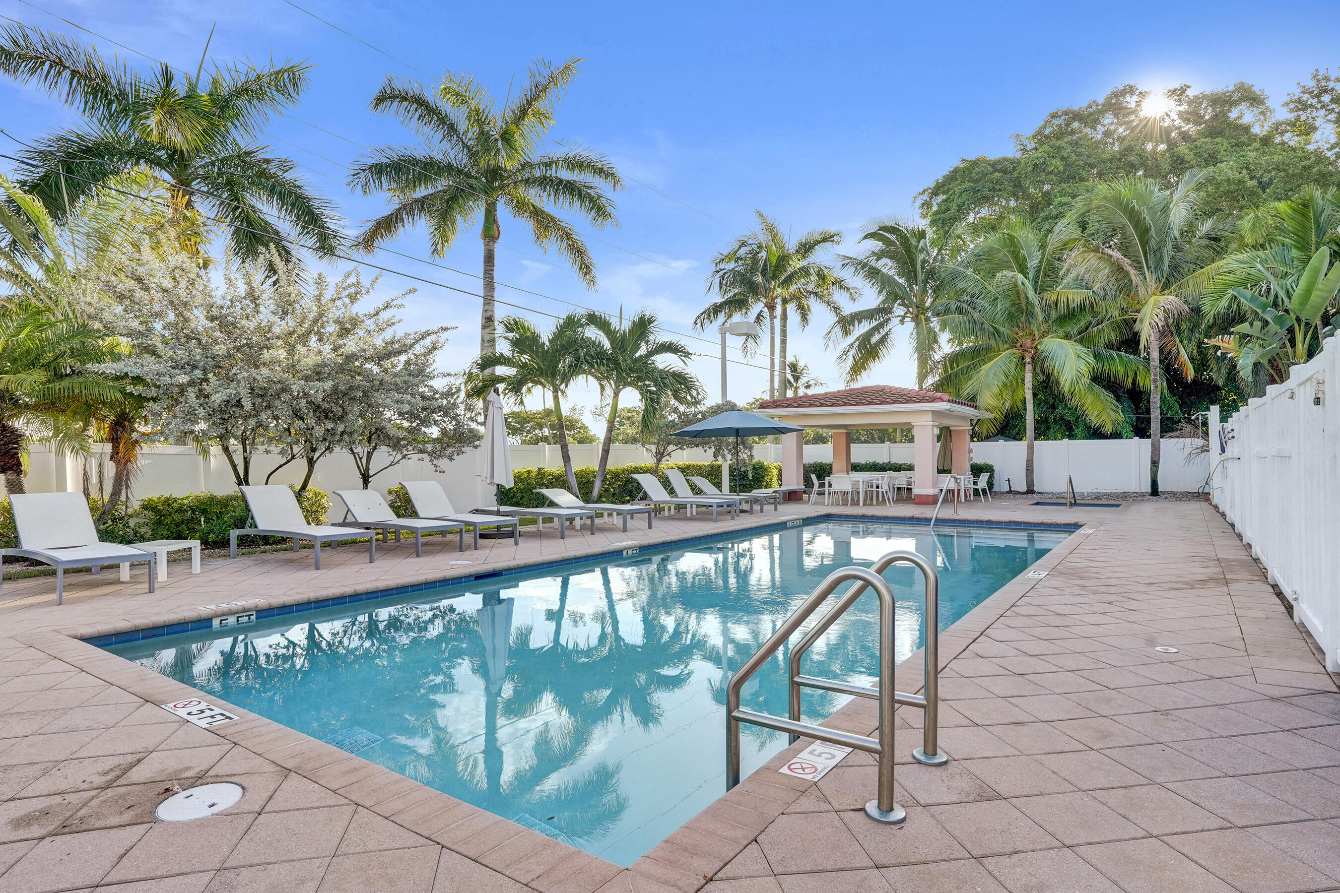 2353 SE 5TH Street 2353