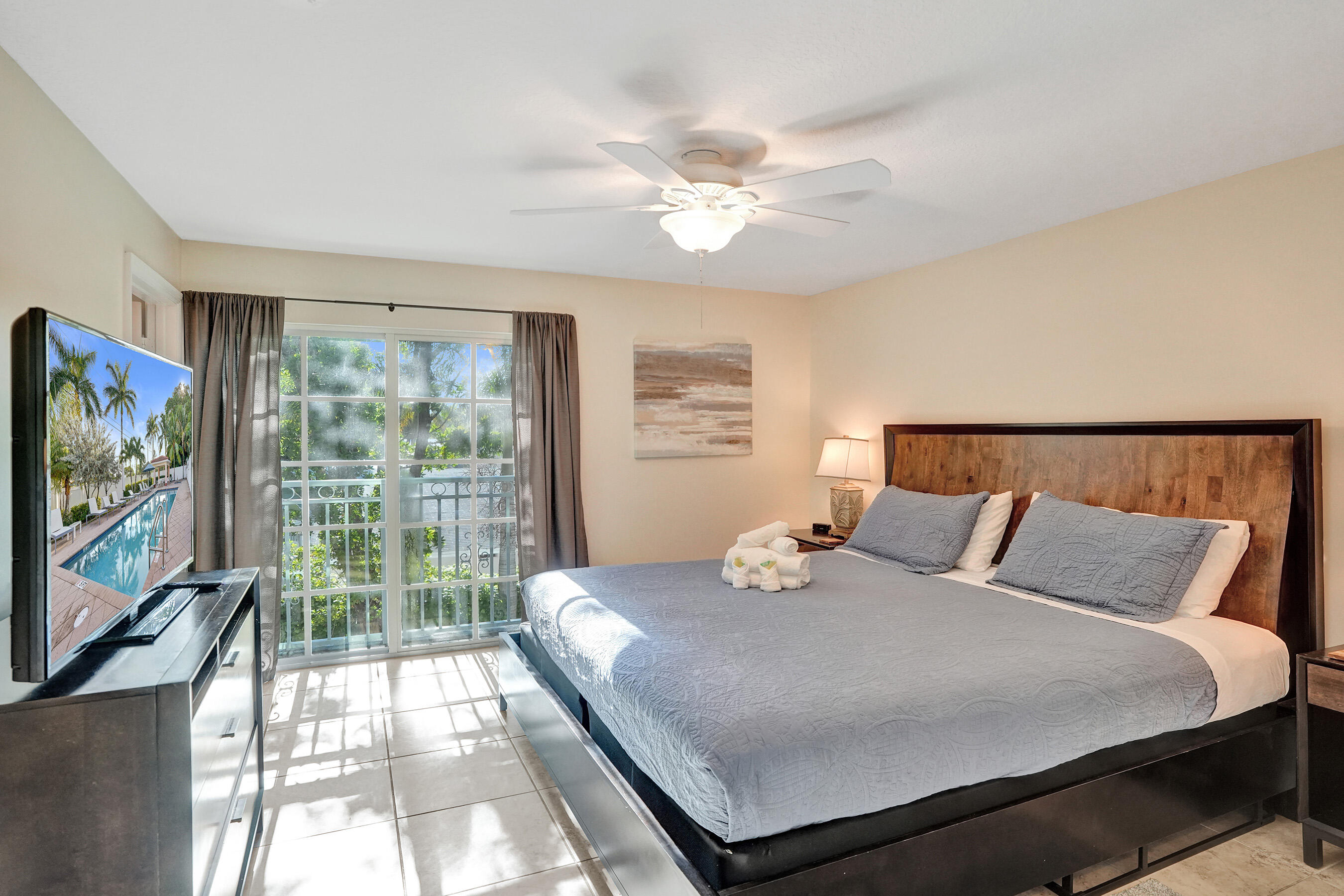 2353 SE 5TH Street 2353