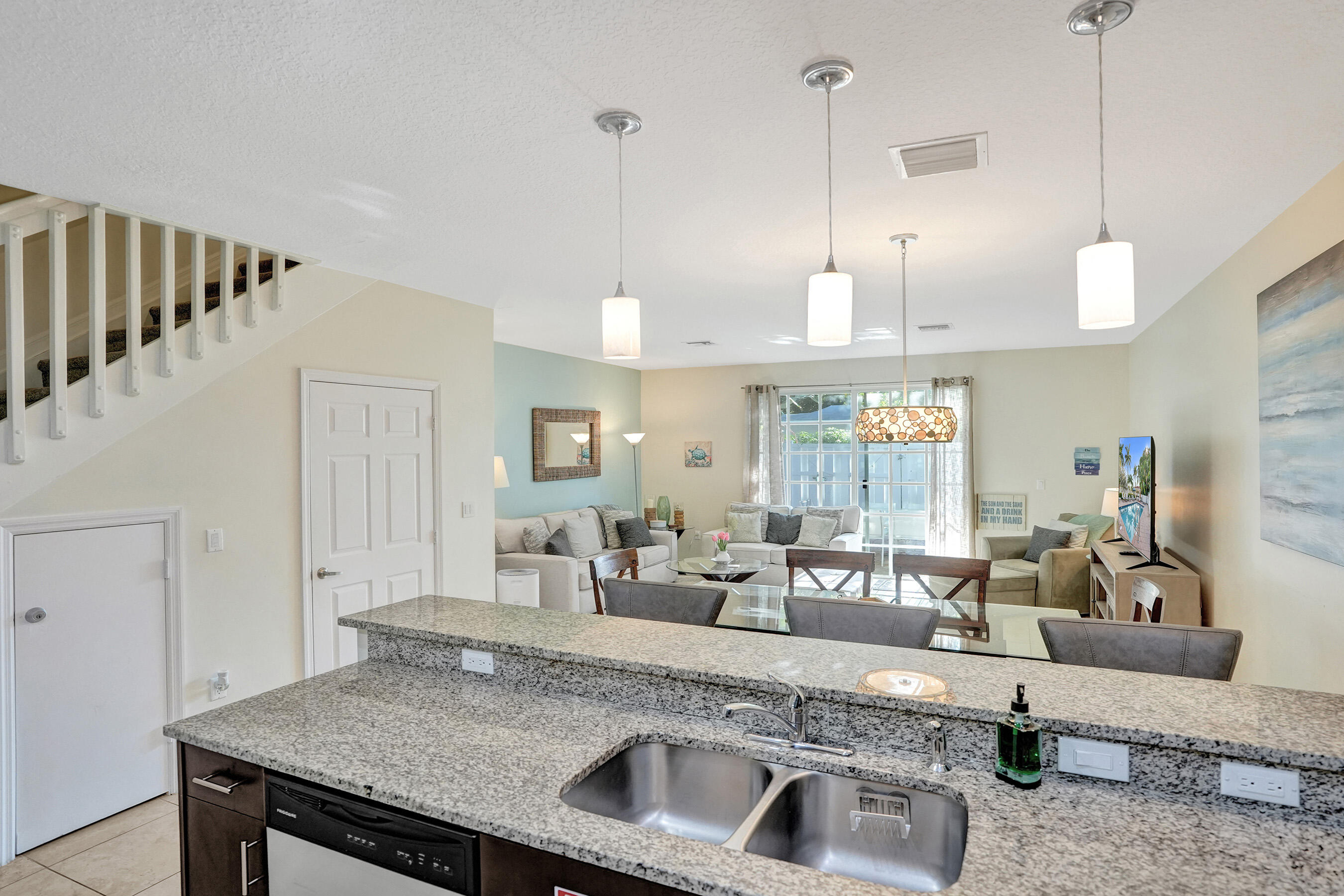 2353 SE 5TH Street 2353