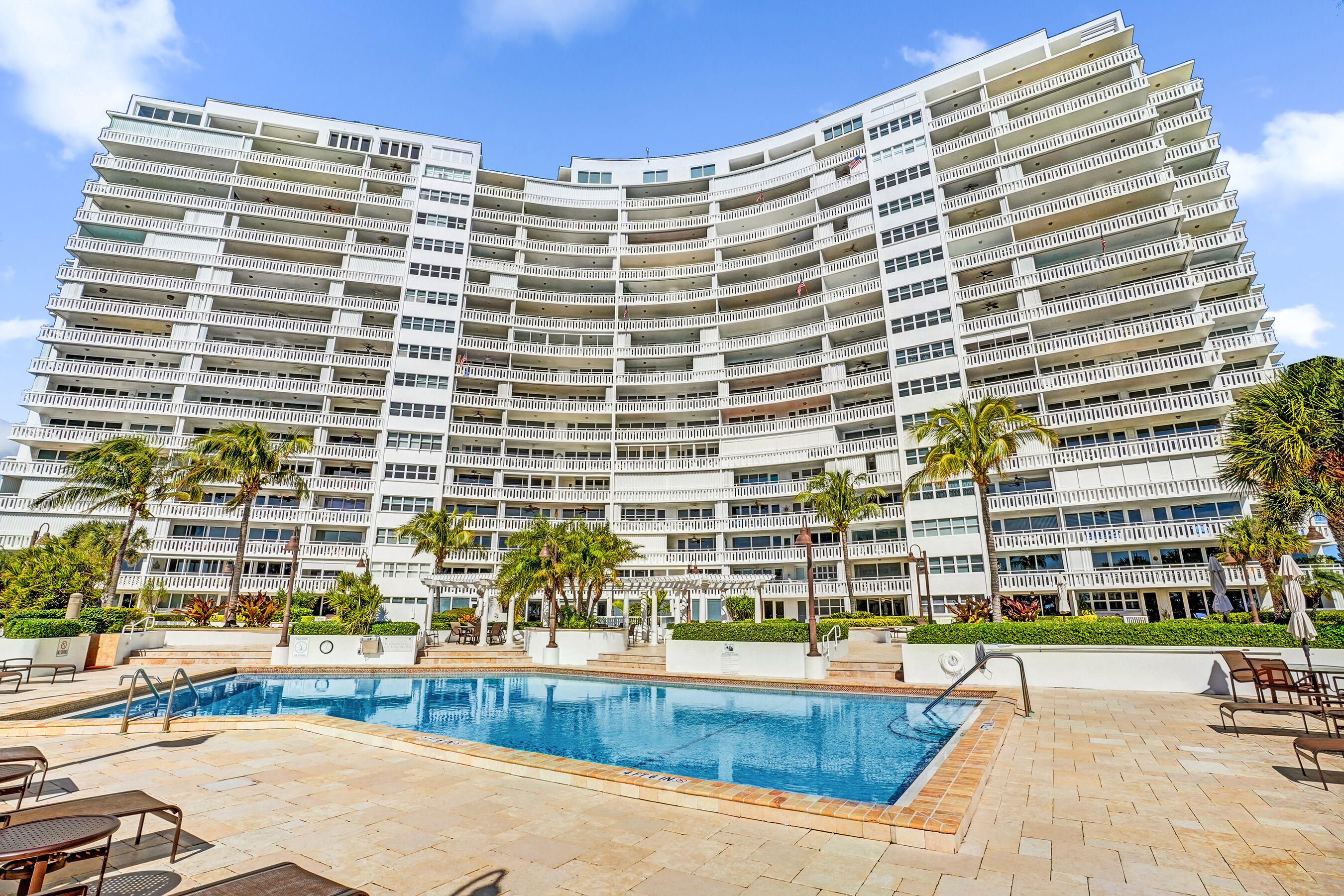 2000 S OCEAN Drive 604