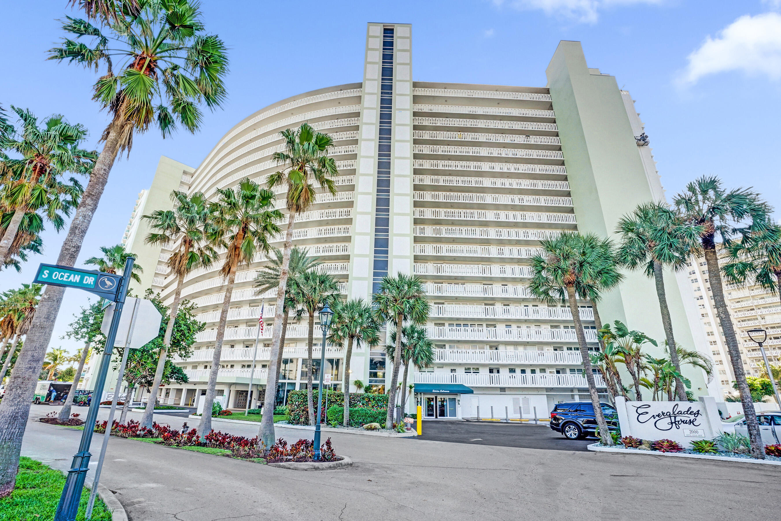 2000 S OCEAN Drive 604