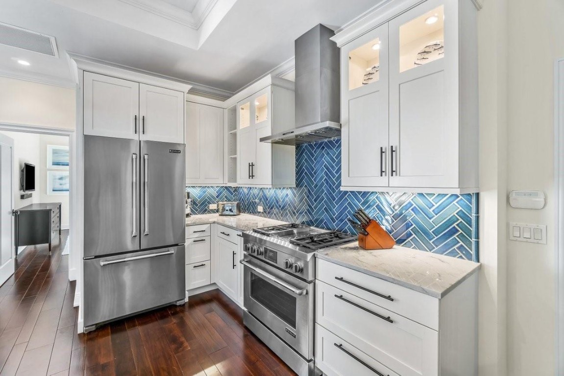 1016 INGRAHAM AVENUE