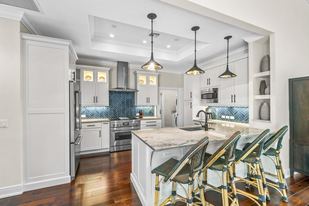 1016 INGRAHAM AVENUE