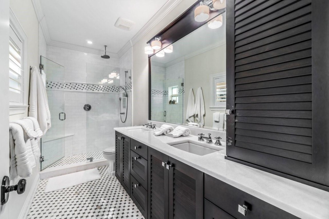 1016 INGRAHAM AVENUE