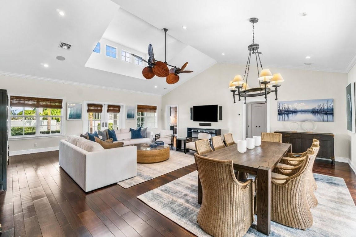 1016 INGRAHAM AVENUE