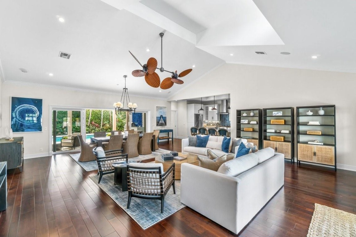 1016 INGRAHAM AVENUE