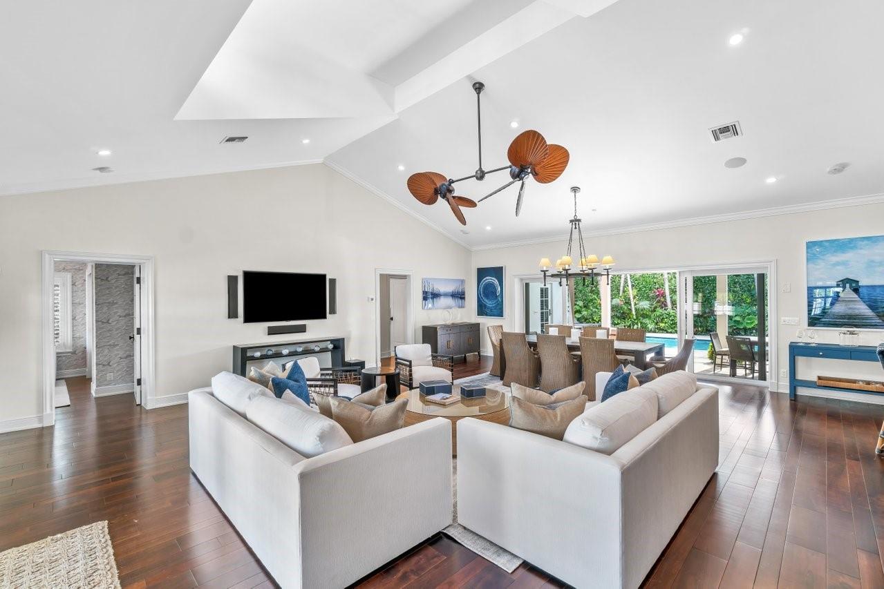 1016 INGRAHAM AVENUE