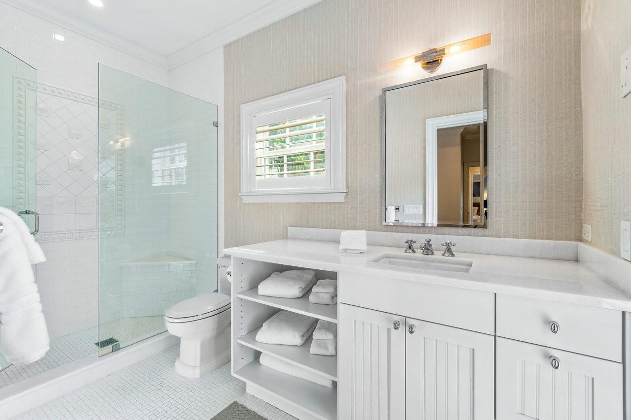 1016 INGRAHAM AVENUE