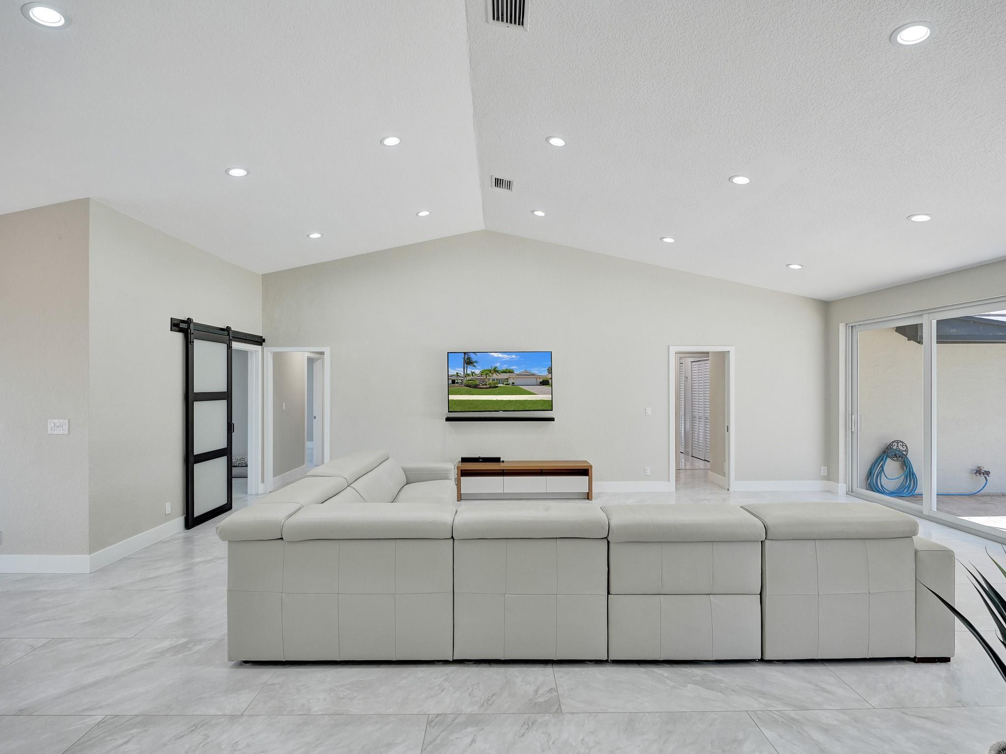 10358 Boca Woods Lane